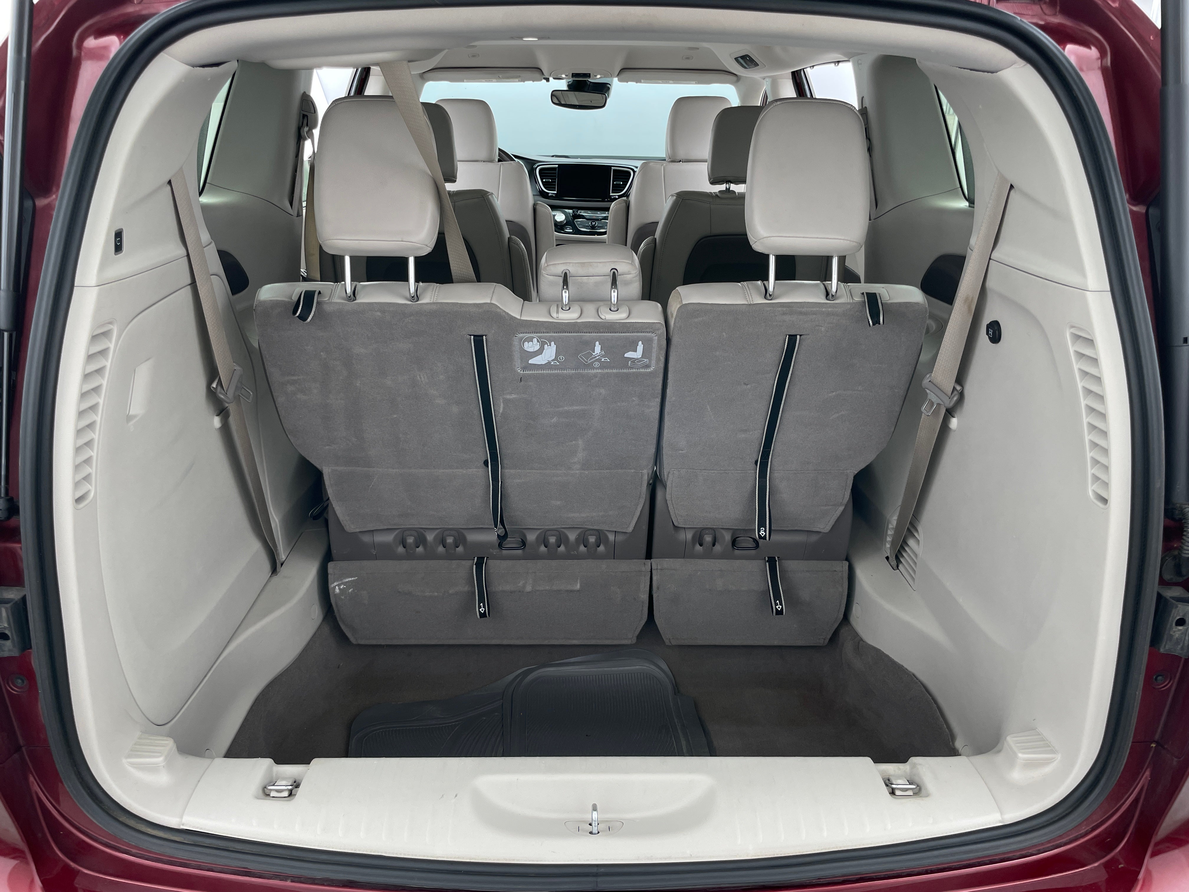 2021 Chrysler Pacifica Touring L 6