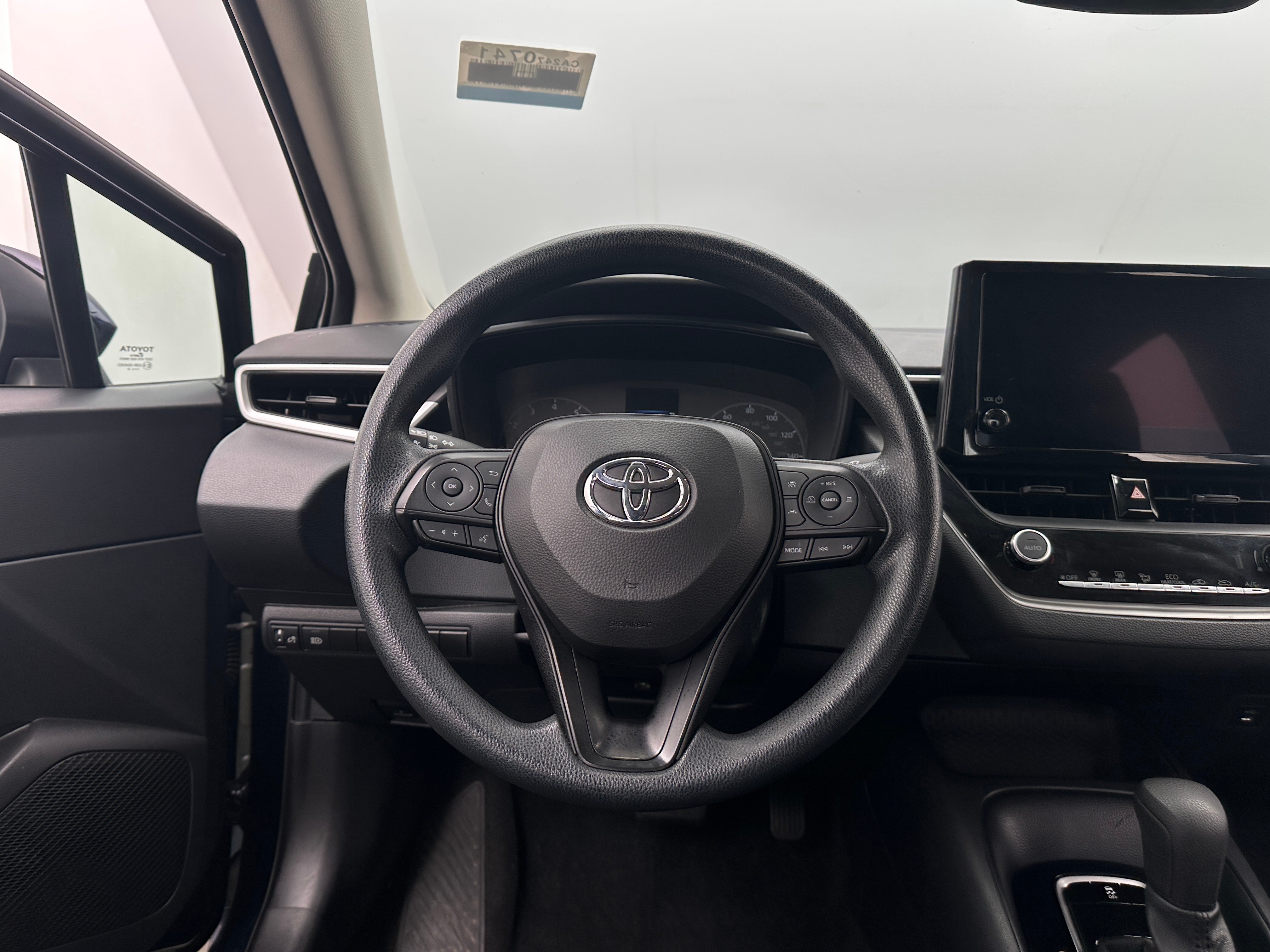 2023 Toyota Corolla LE 5