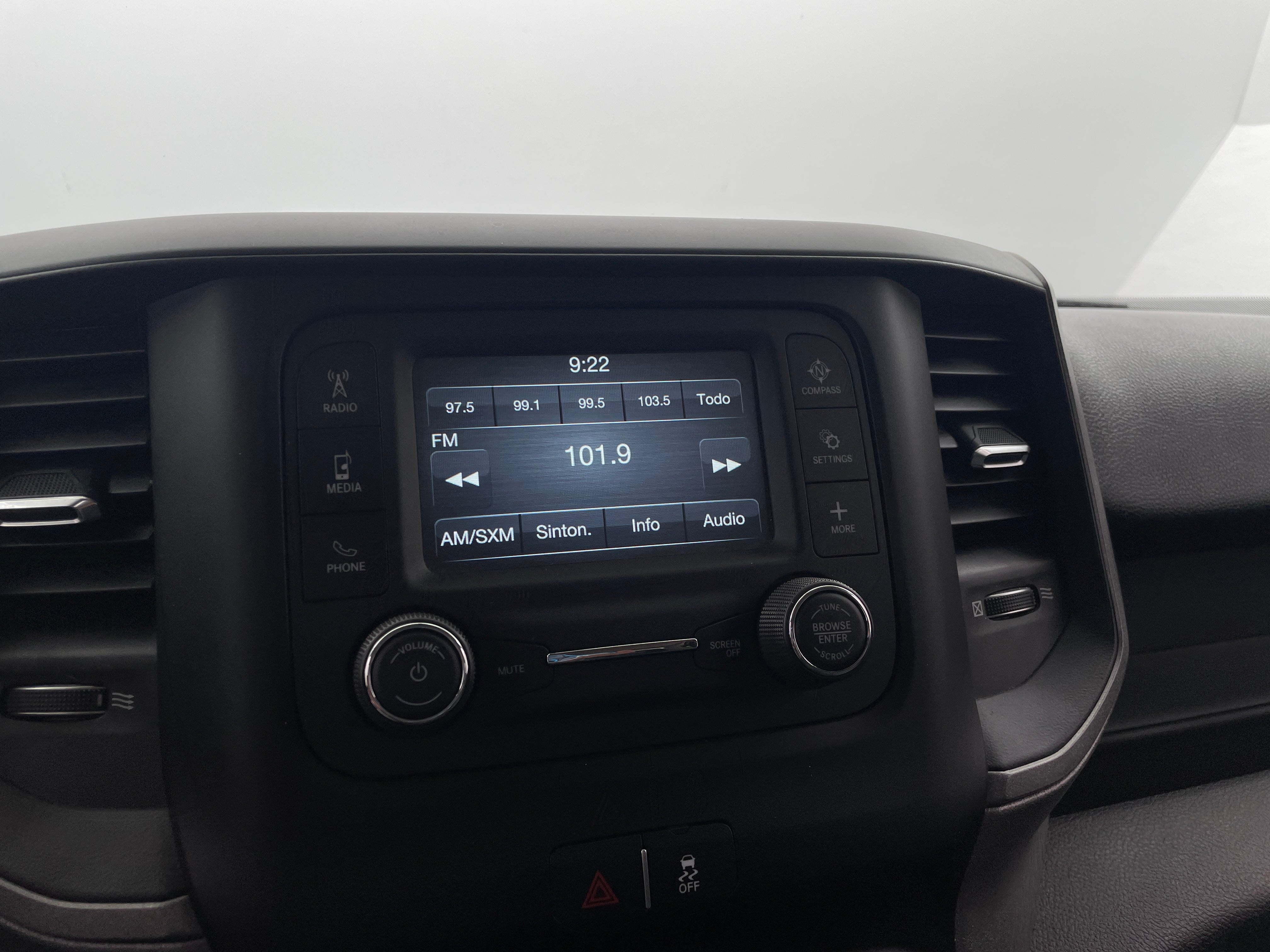 2019 RAM 2500 Tradesman 4