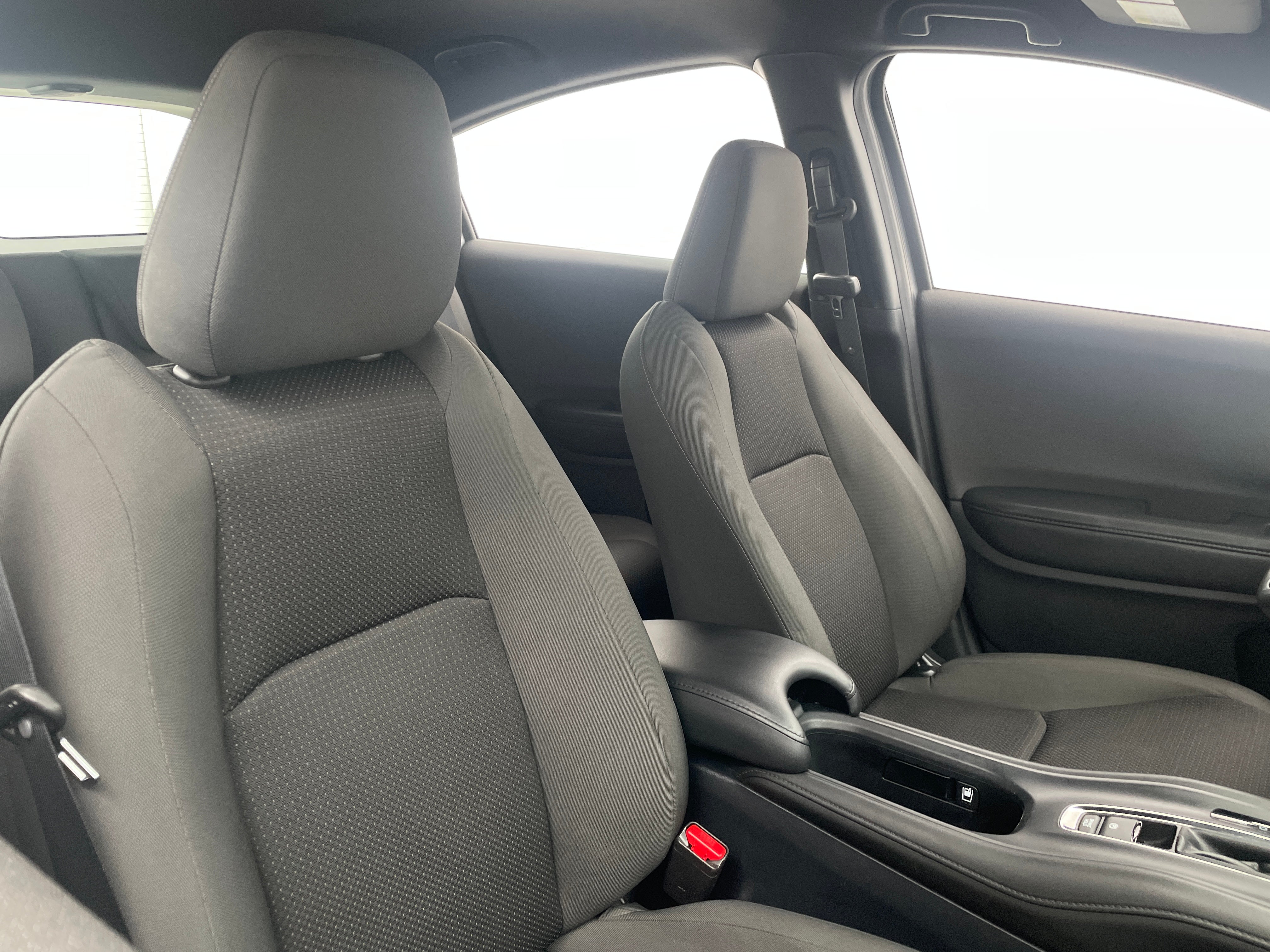 2019 Honda HR-V Sport 2