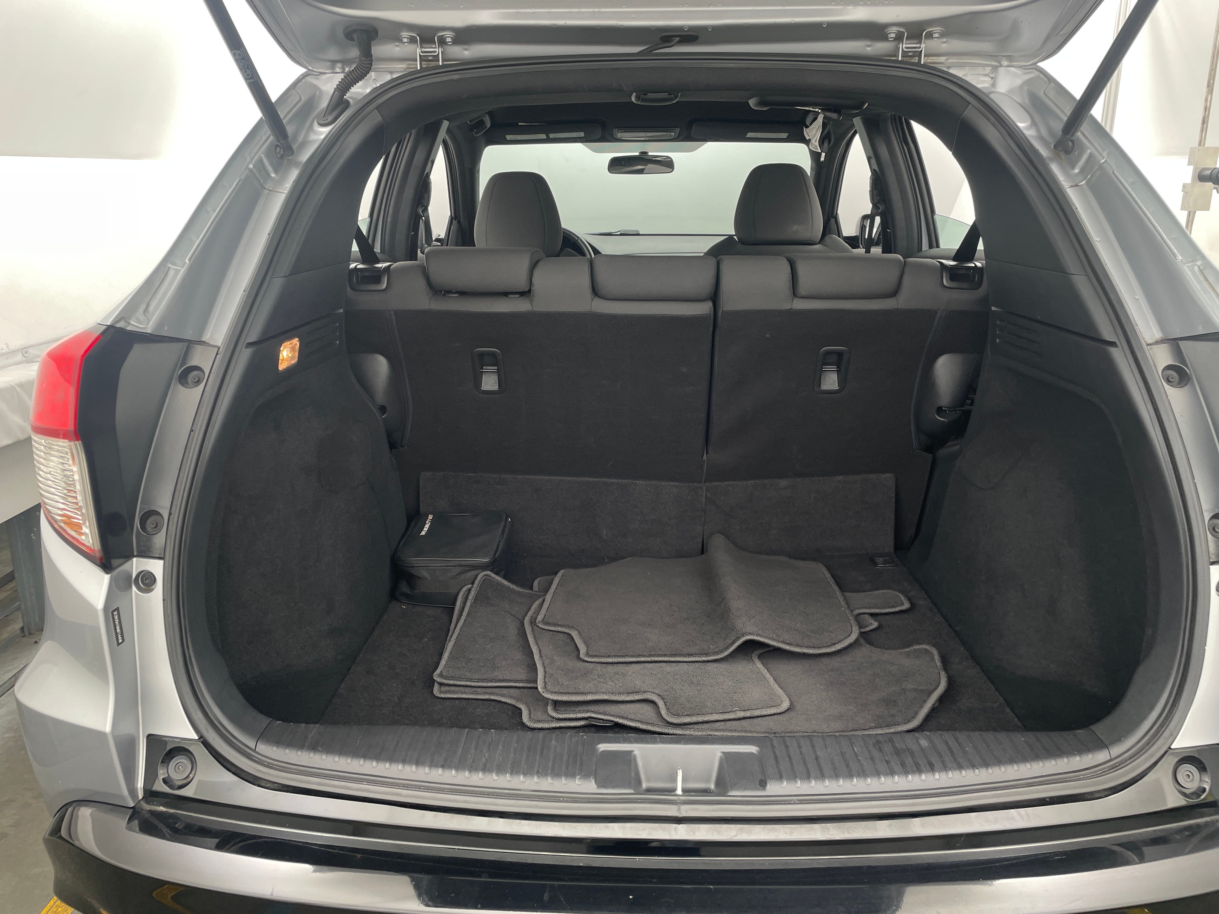 2019 Honda HR-V Sport 7
