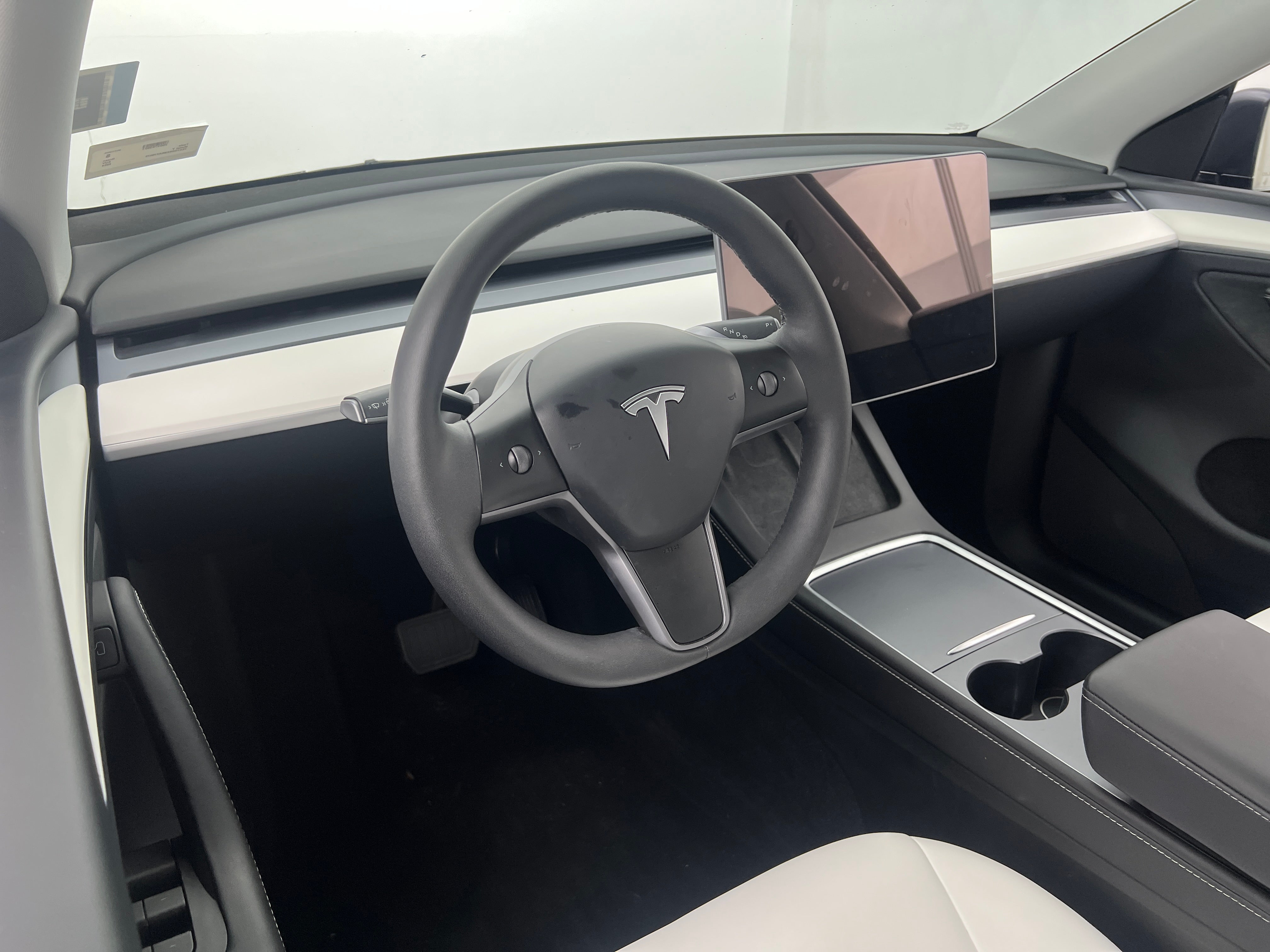 2024 Tesla Model Y Long Range 2