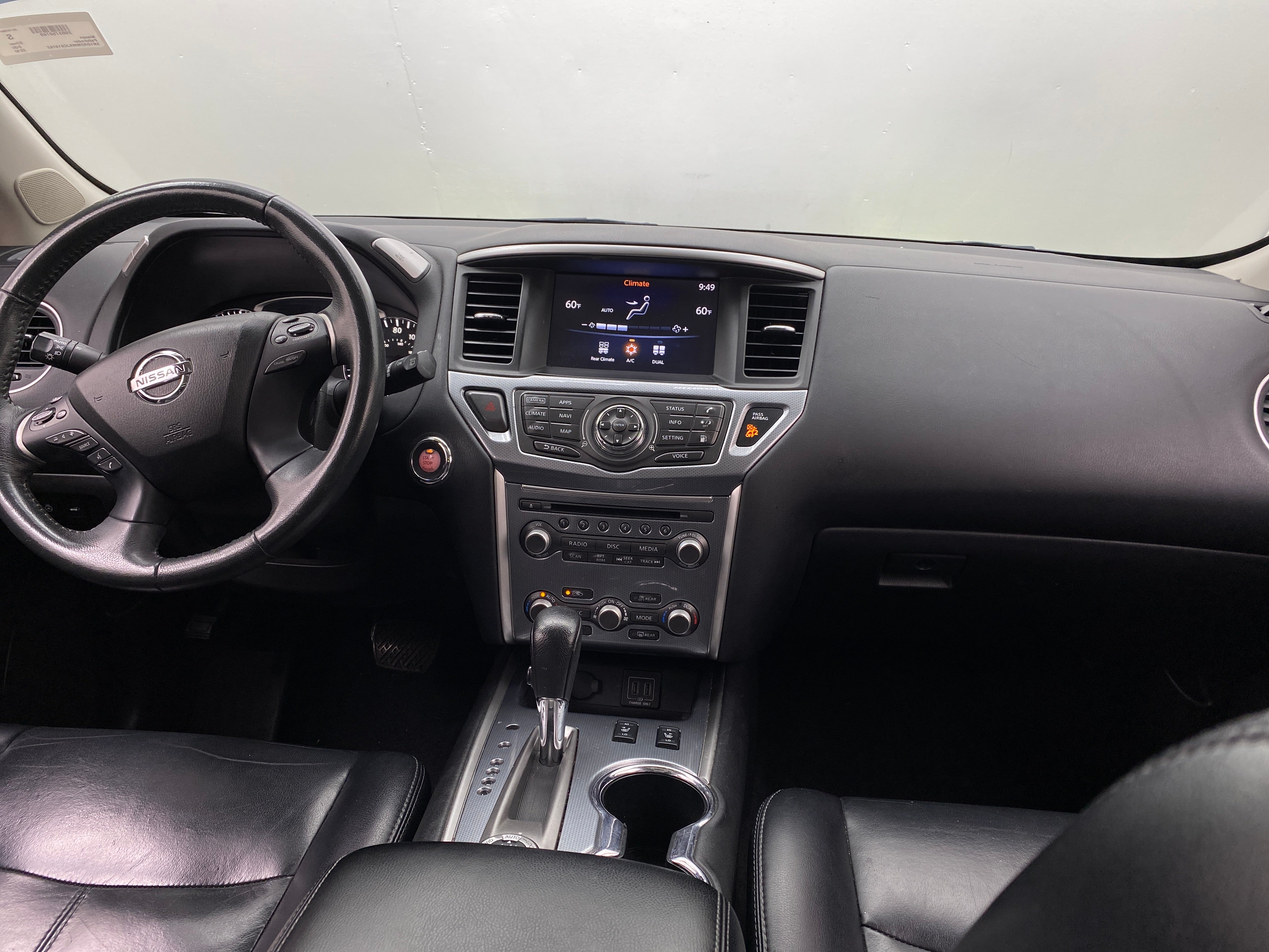 2018 Nissan Pathfinder SL 2