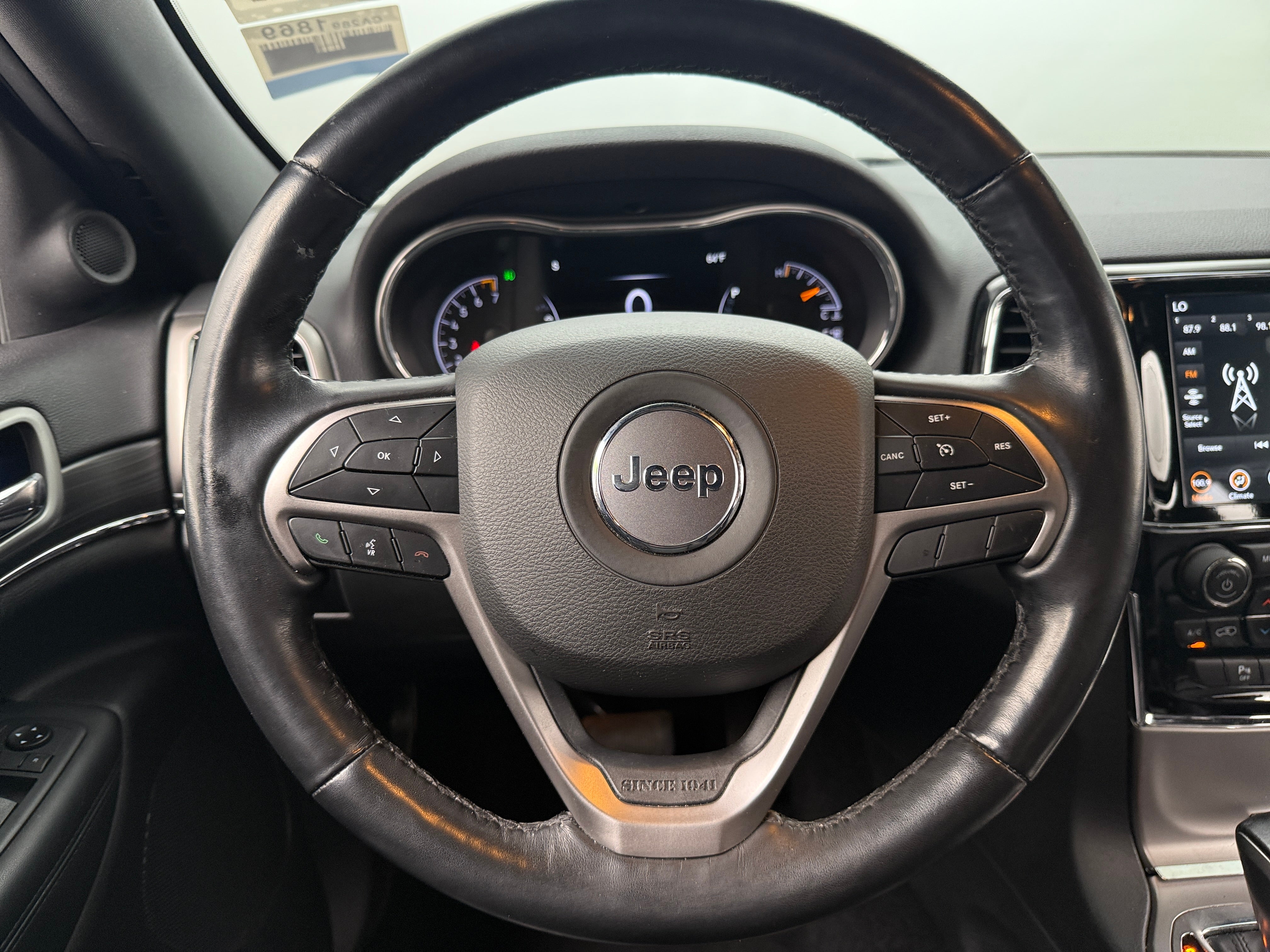 2020 Jeep Grand Cherokee Limited Edition 4