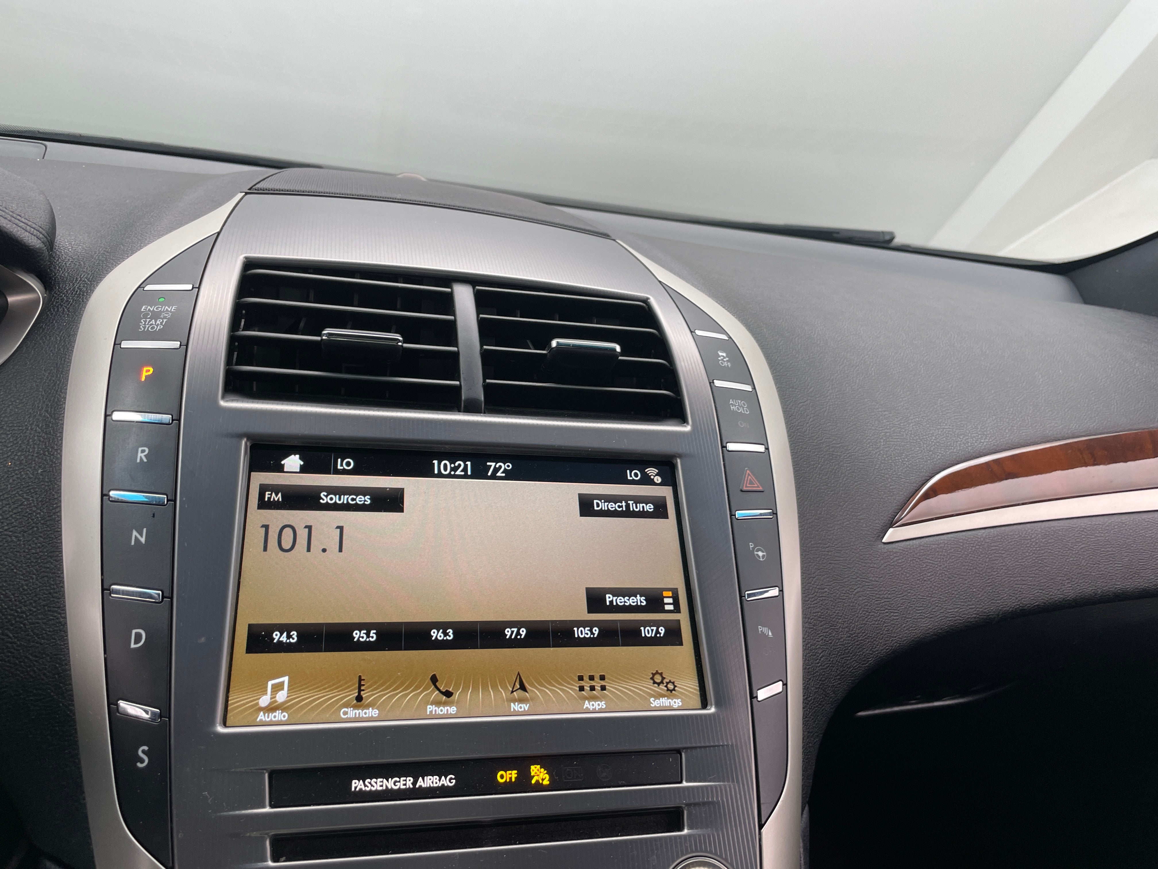 2017 Lincoln MKZ Reserve 3