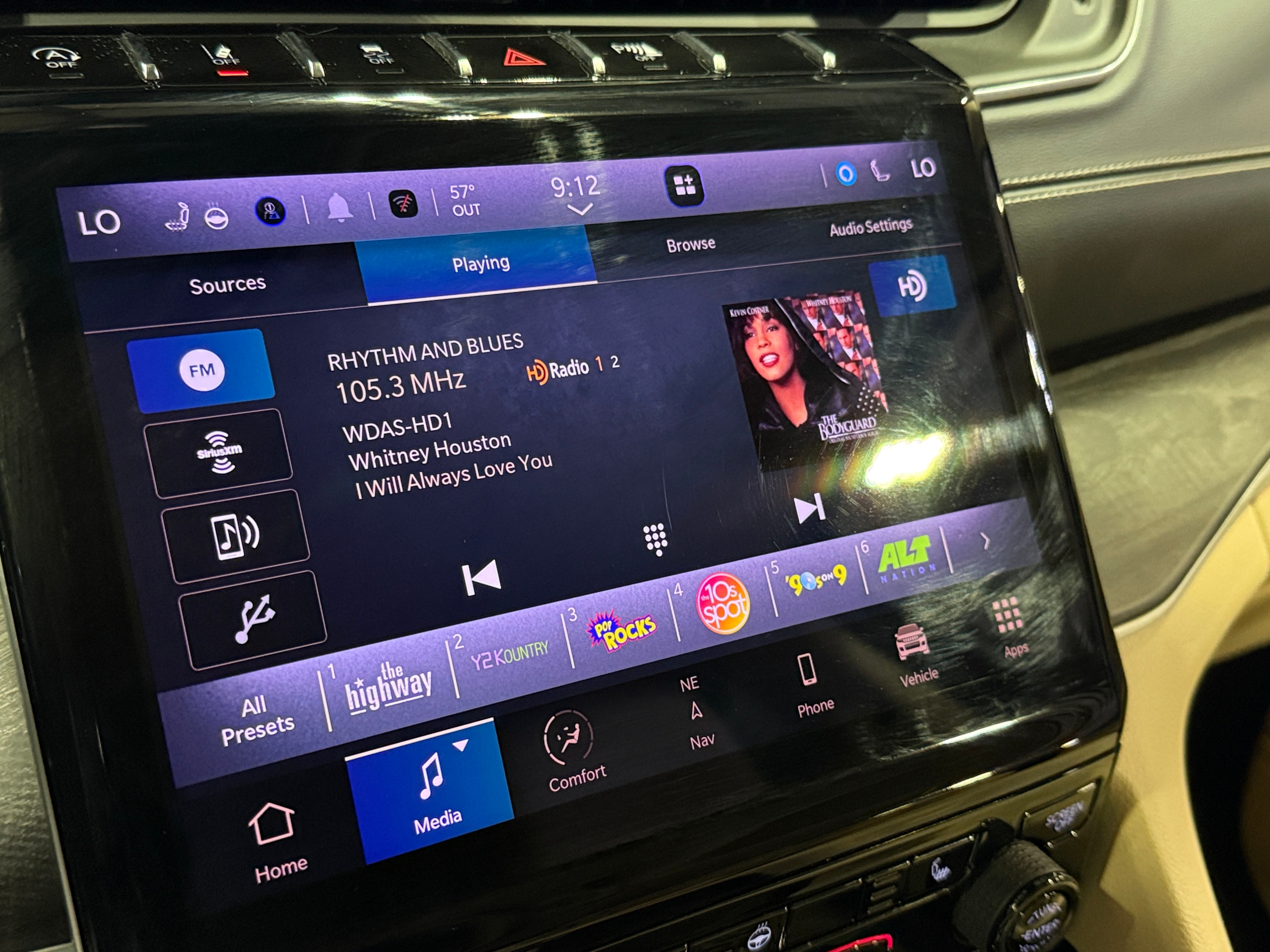 2022 Jeep Grand Cherokee L Limited Edition 3