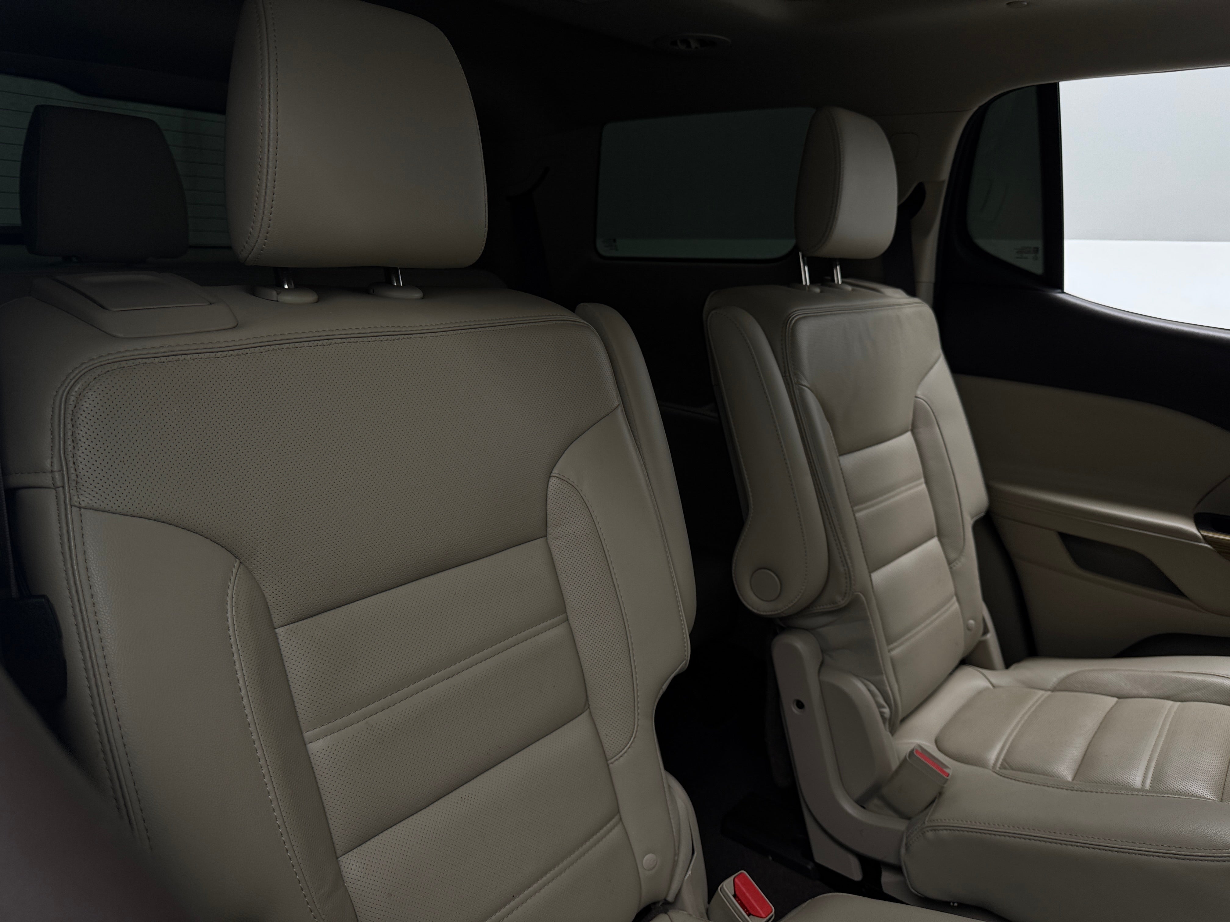 2018 GMC Acadia Denali 5