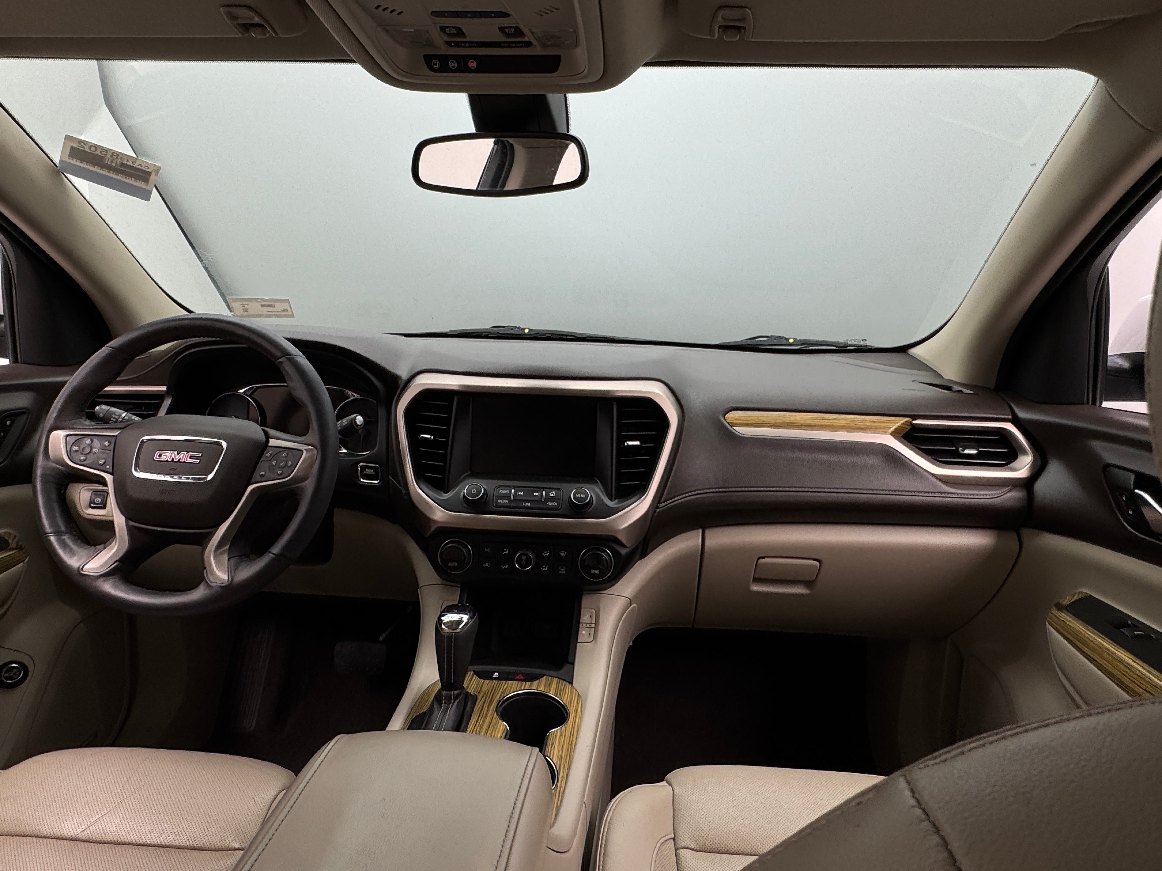 2018 GMC Acadia Denali 2