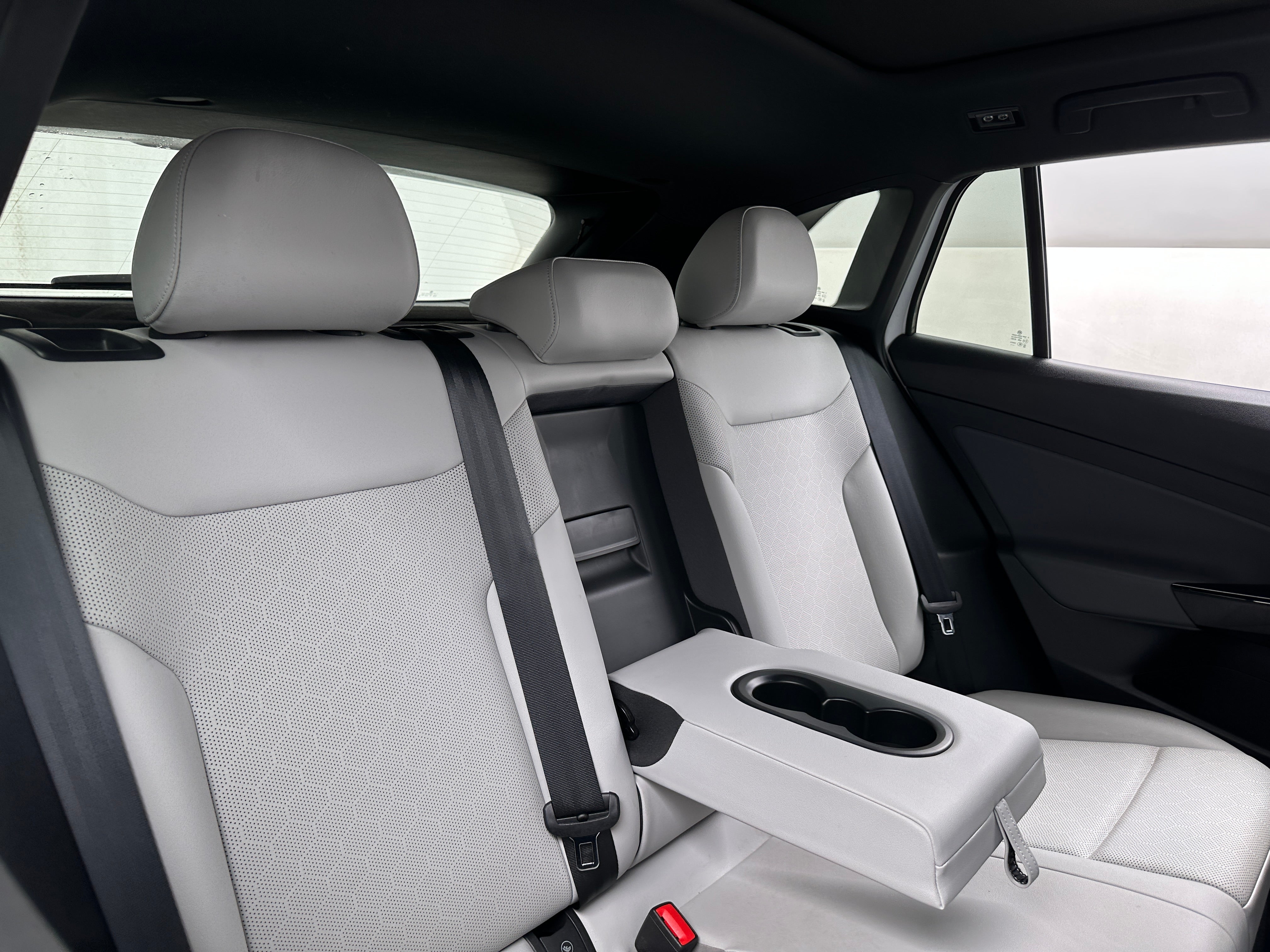 2021 Volkswagen ID.4 Pro S 5