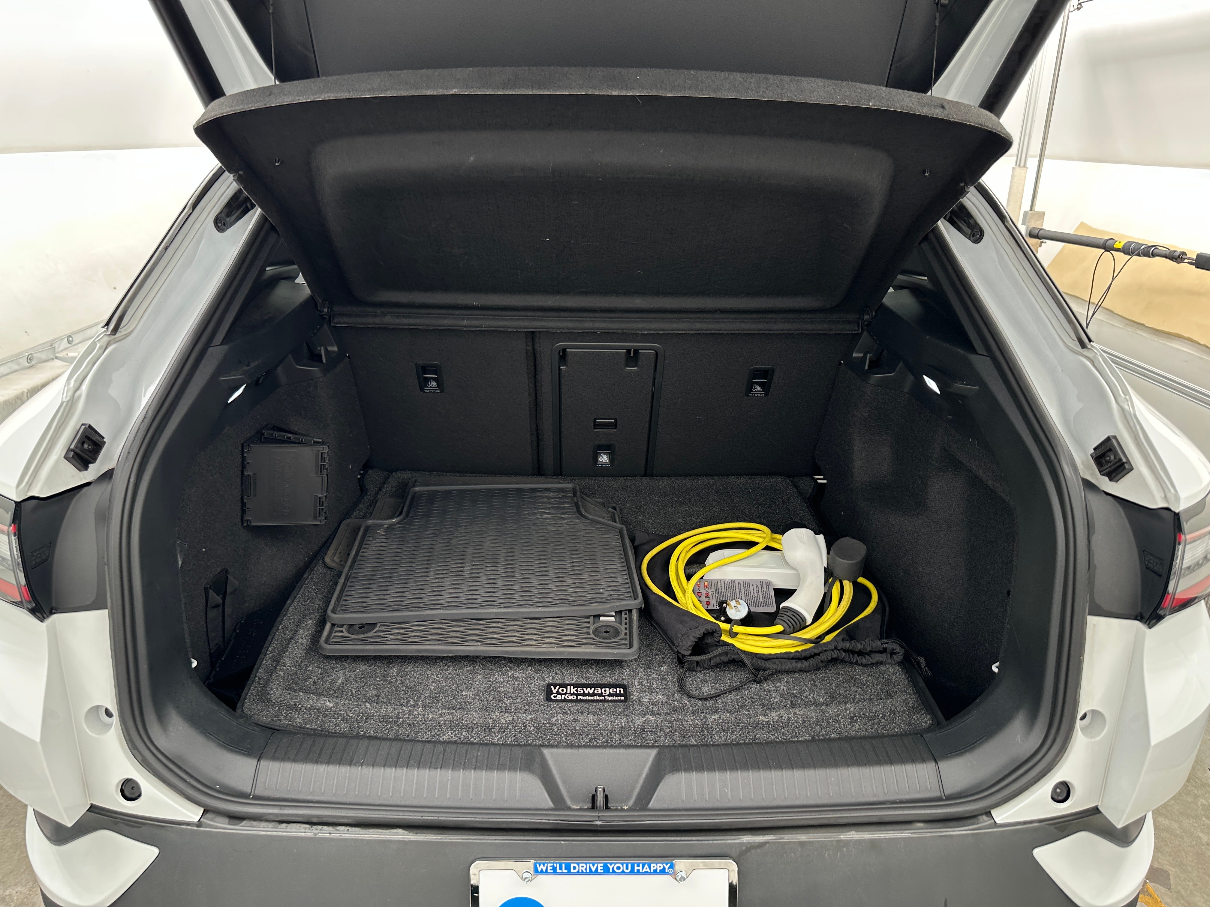2021 Volkswagen ID.4 Pro S 6
