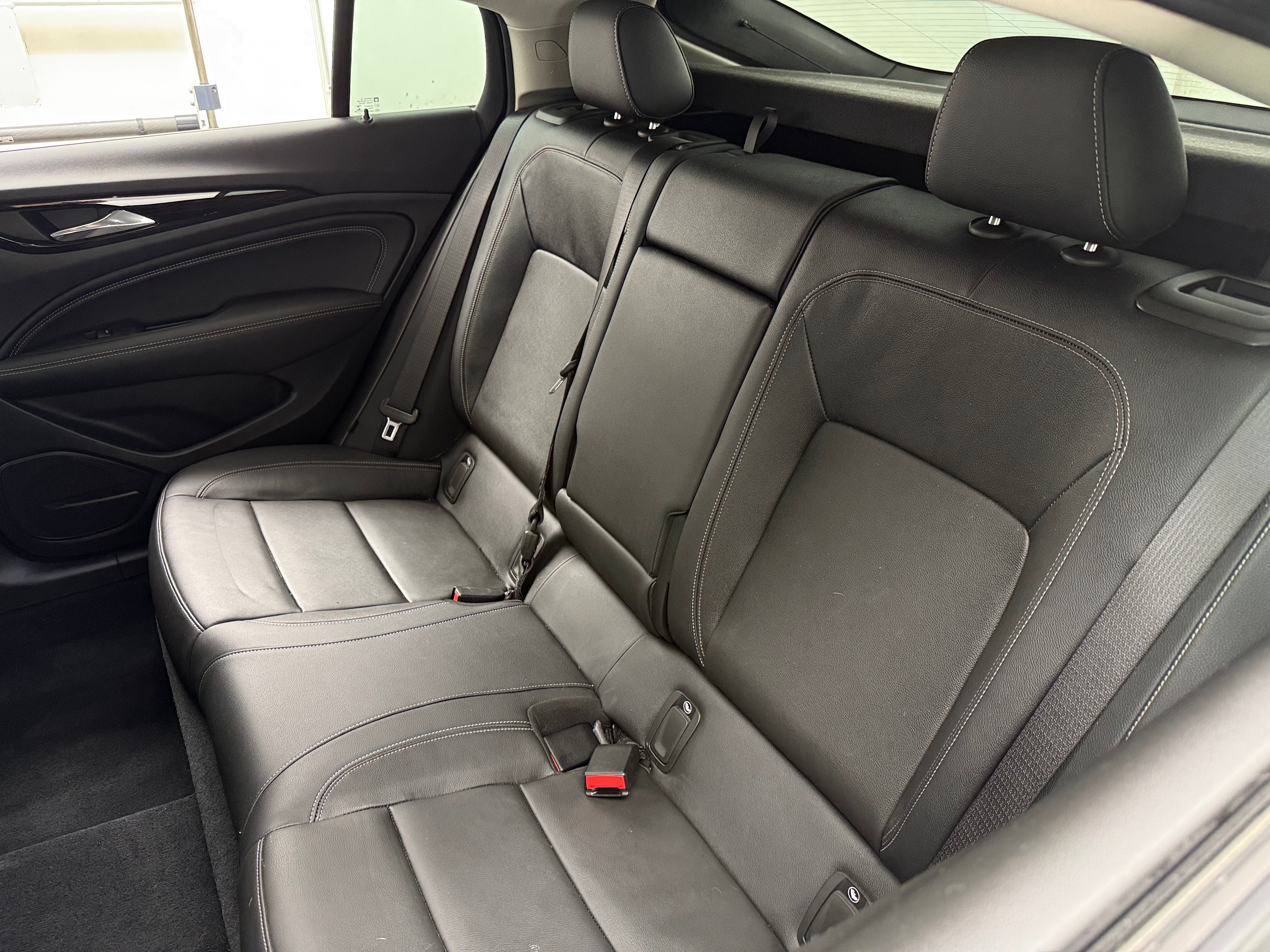 2018 Buick Regal Essence 5