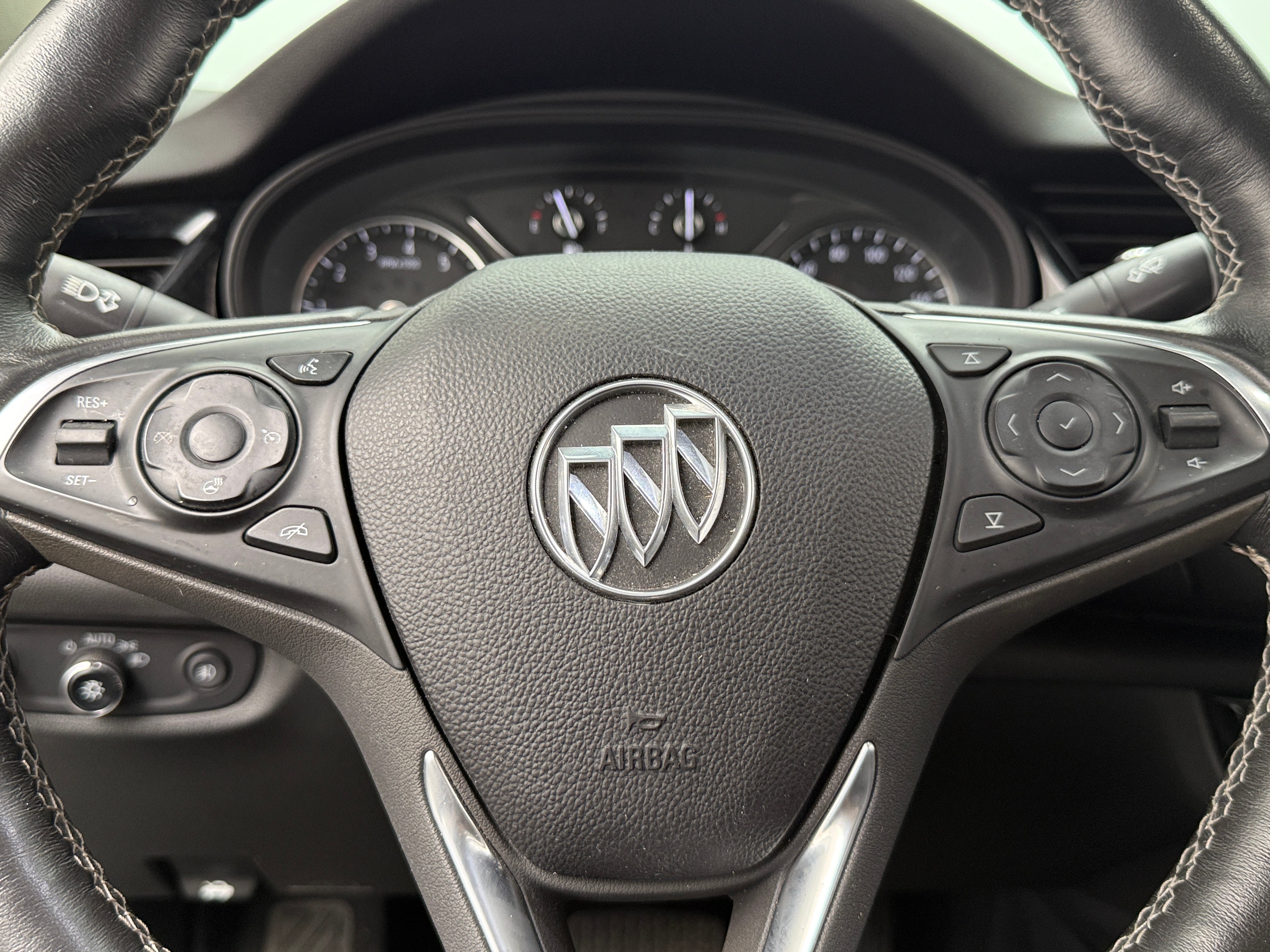 2018 Buick Regal Essence 4