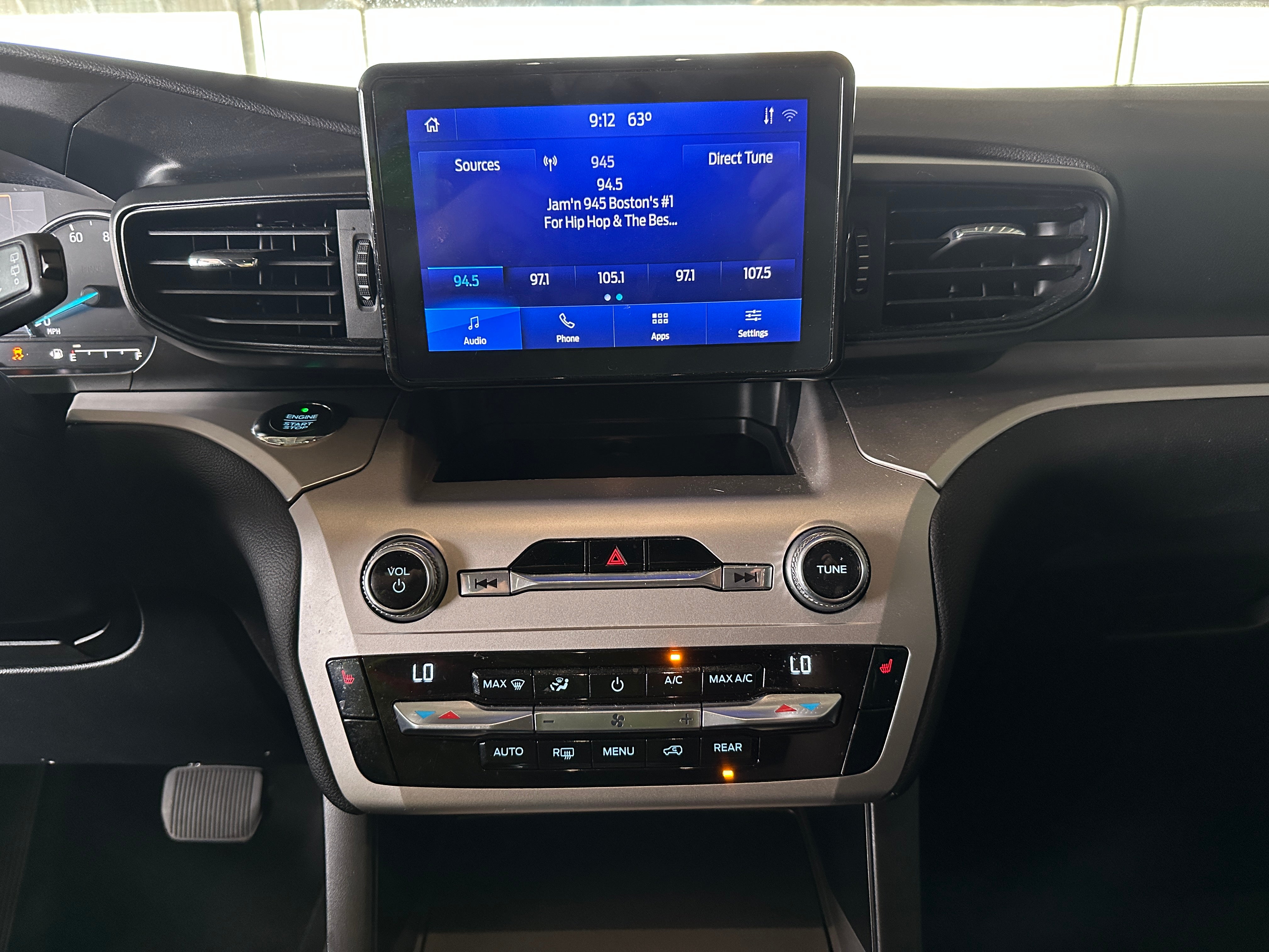 2021 Ford Explorer XLT 4