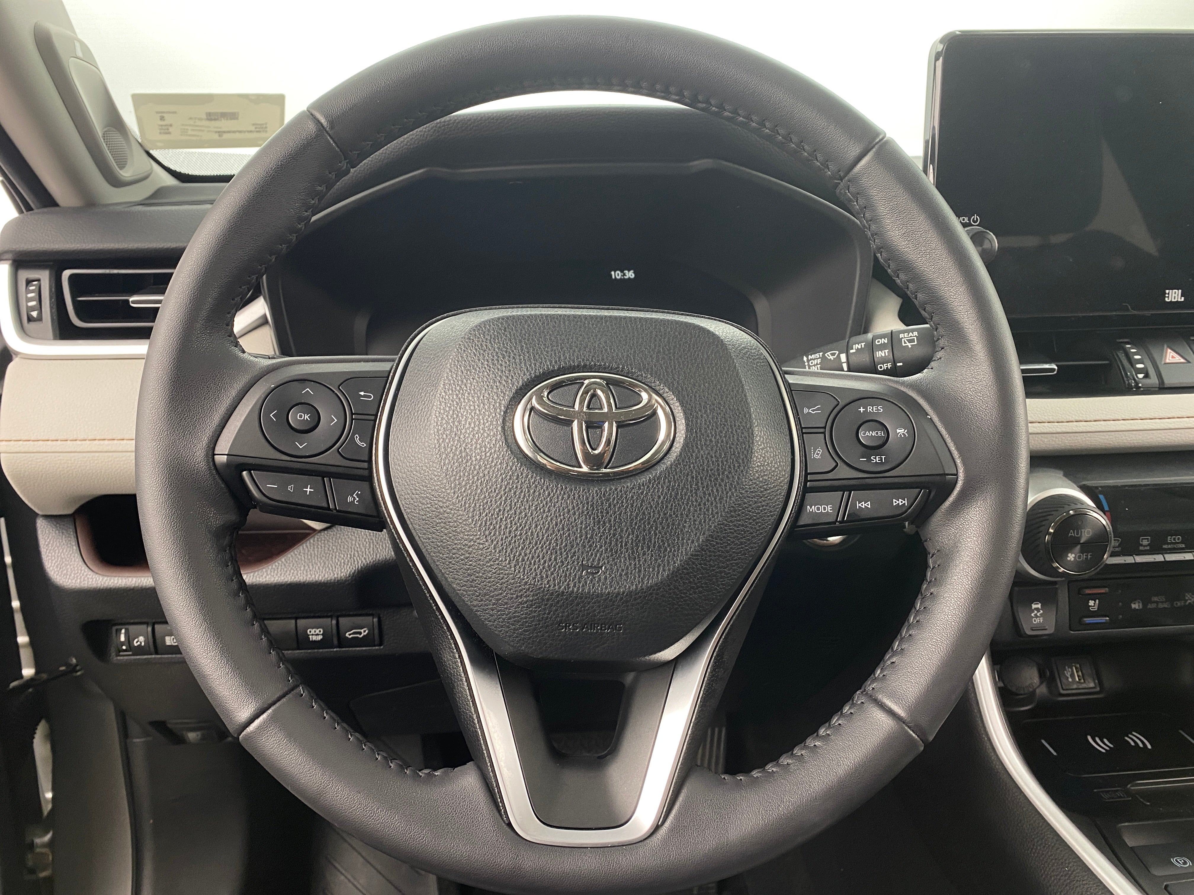 2023 Toyota RAV4 Limited 4