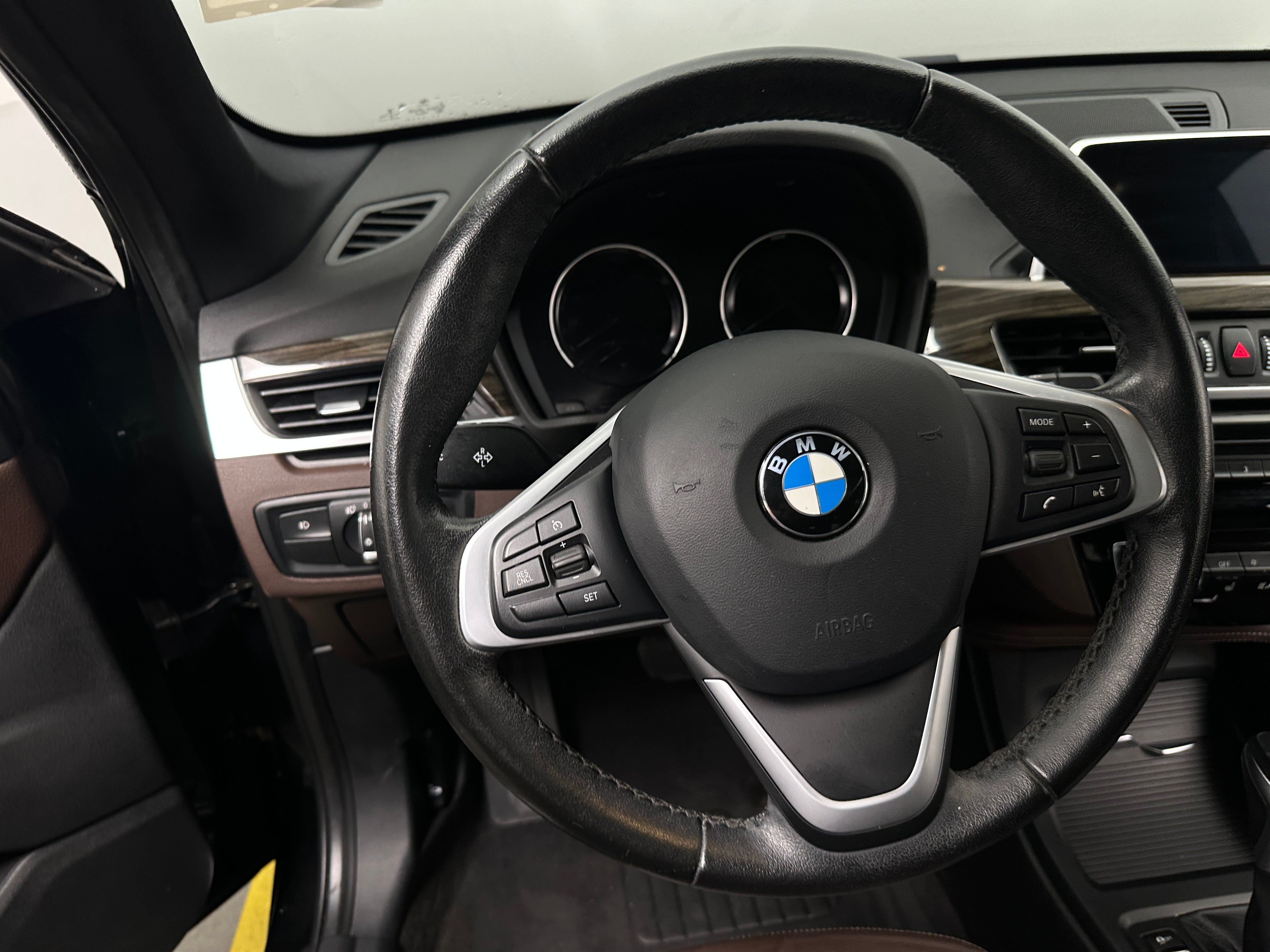 2018 BMW X1 xDrive28i 4