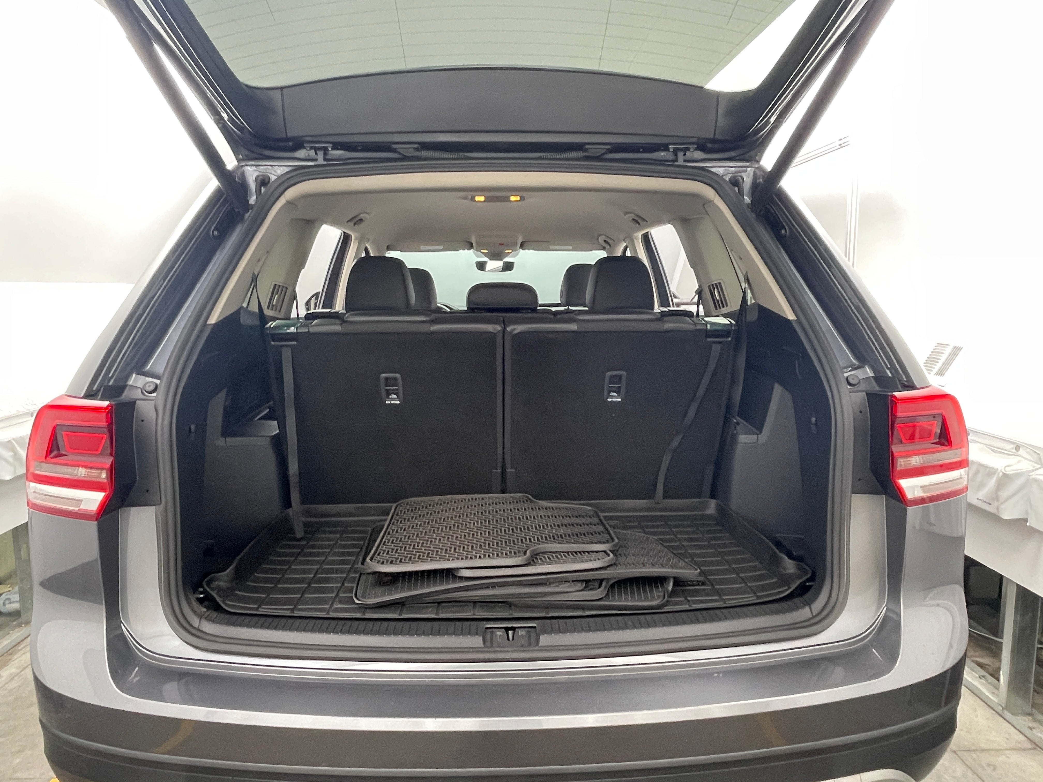 2019 Volkswagen Atlas SE 6