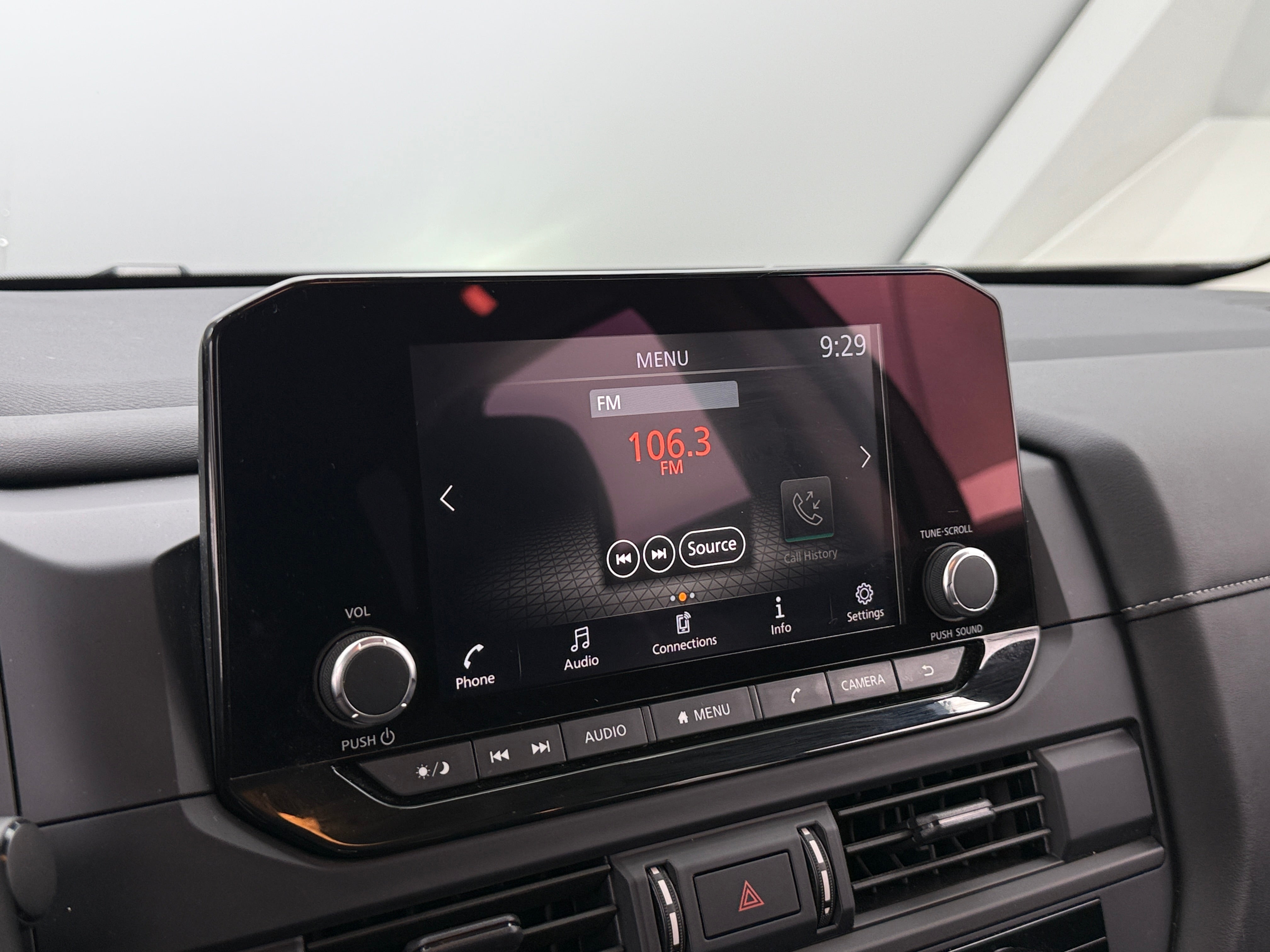 2024 Nissan Pathfinder S 4