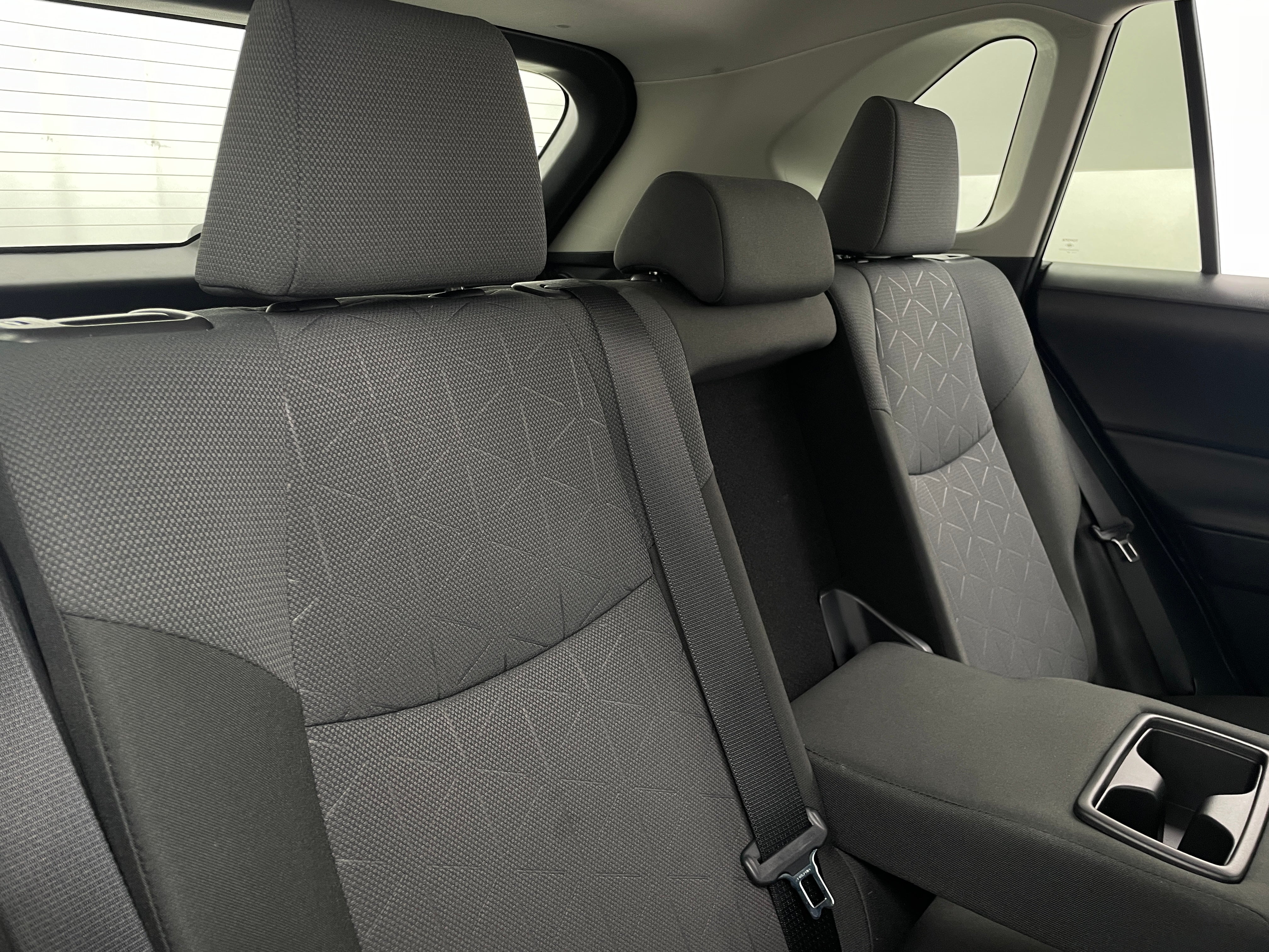 2024 Toyota RAV4 XLE 6