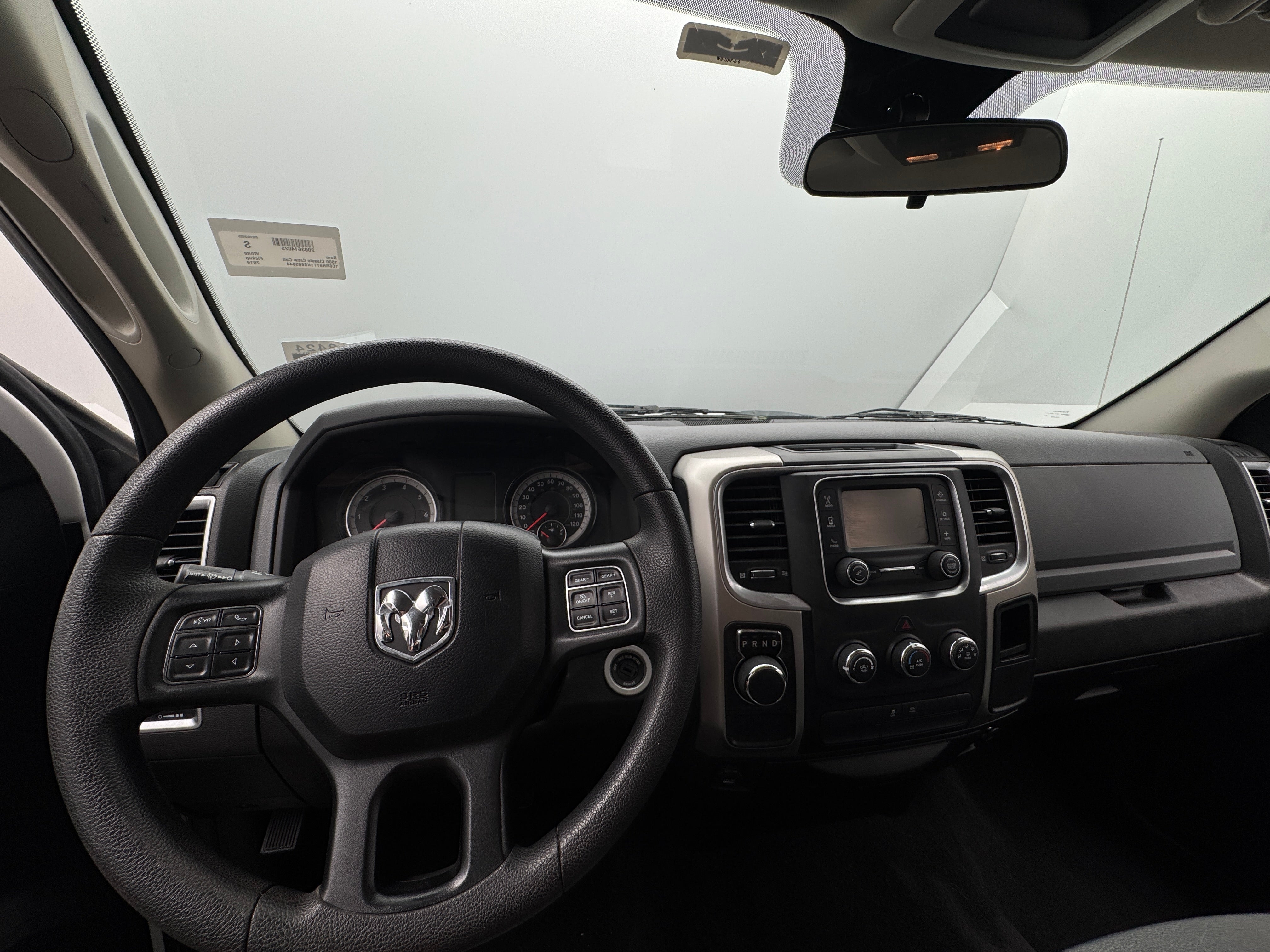 2019 RAM 1500 Classic SLT 3