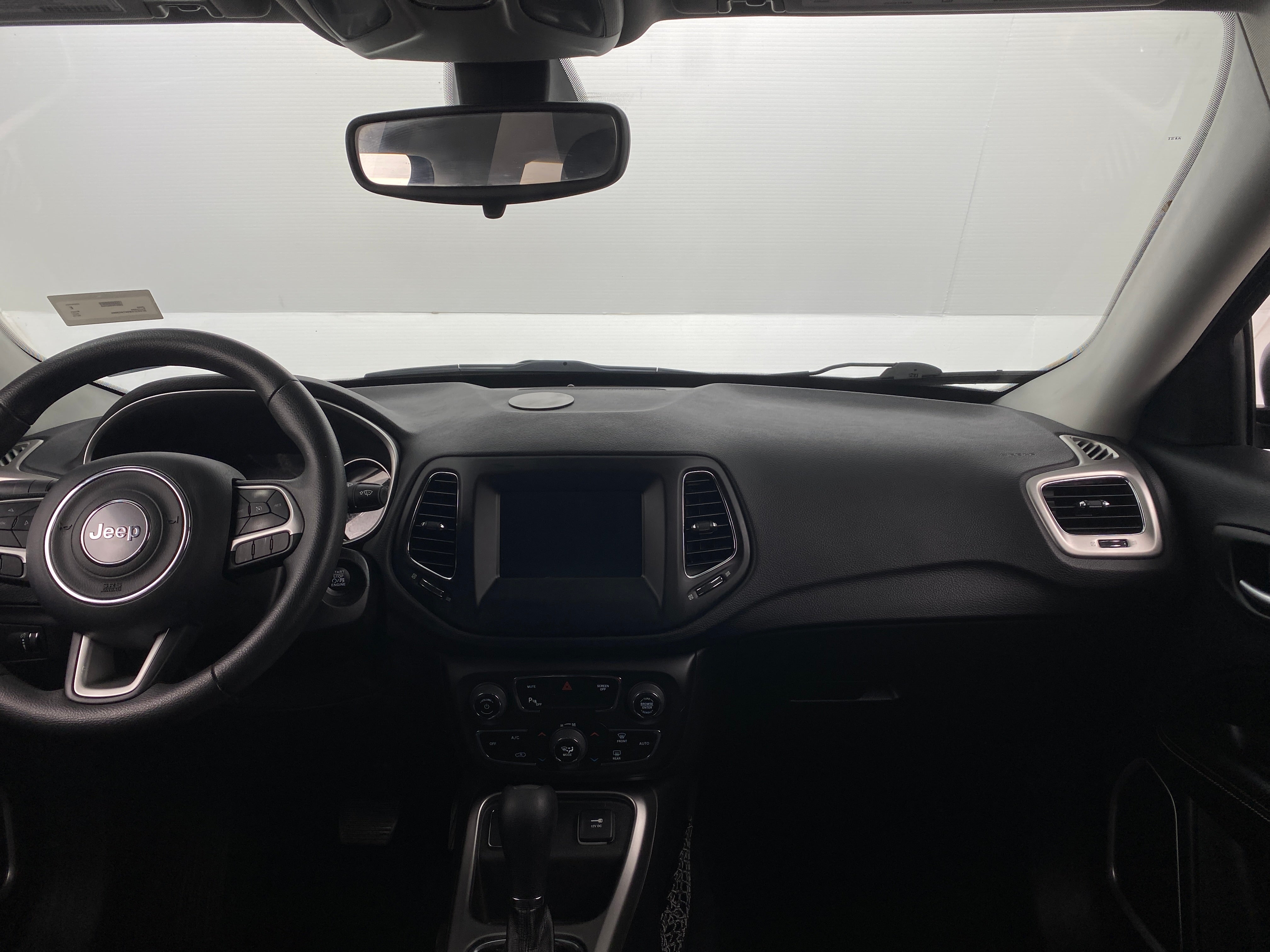 2019 Jeep Compass Sport 3