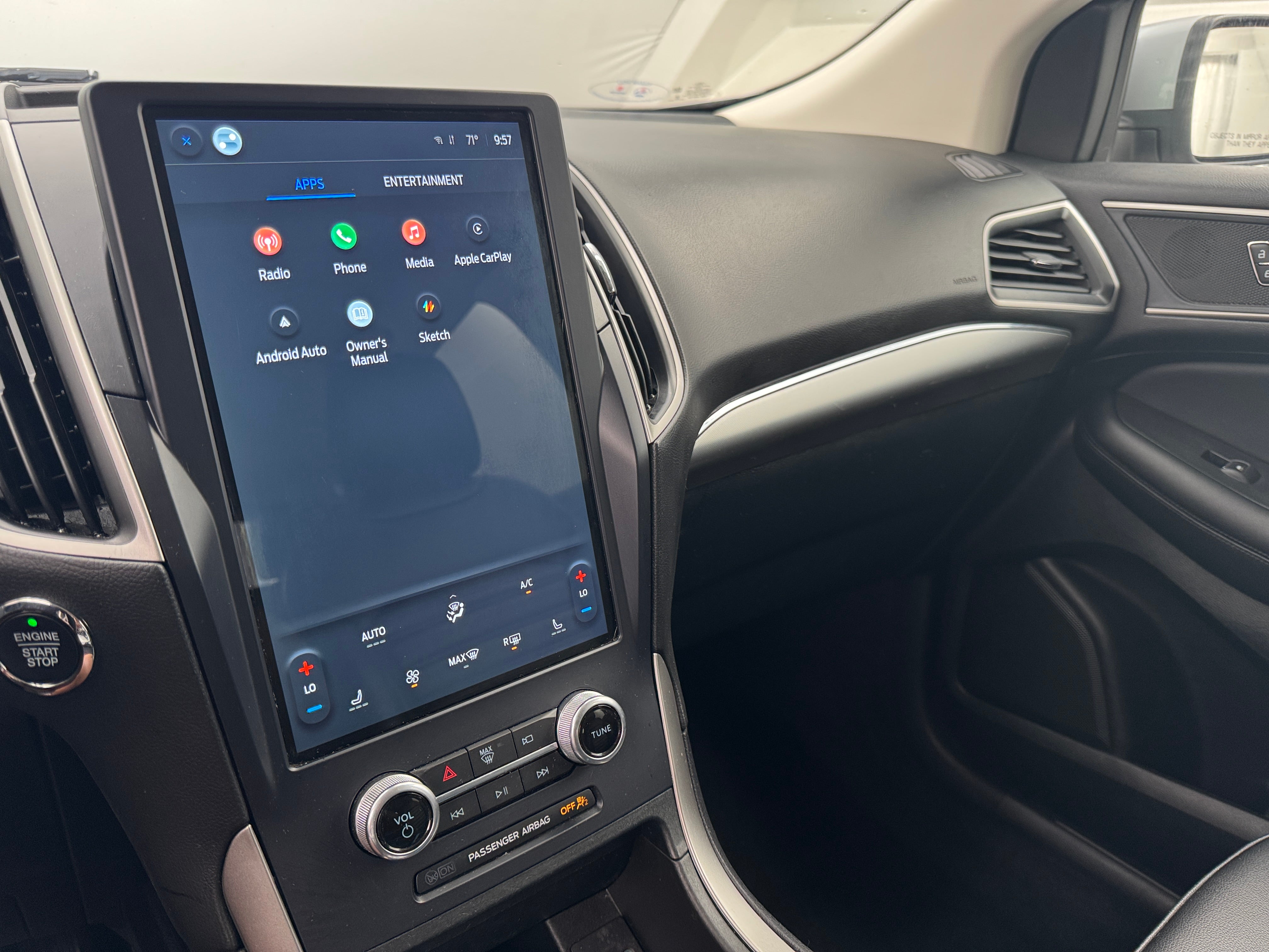 2022 Ford Edge SEL 3