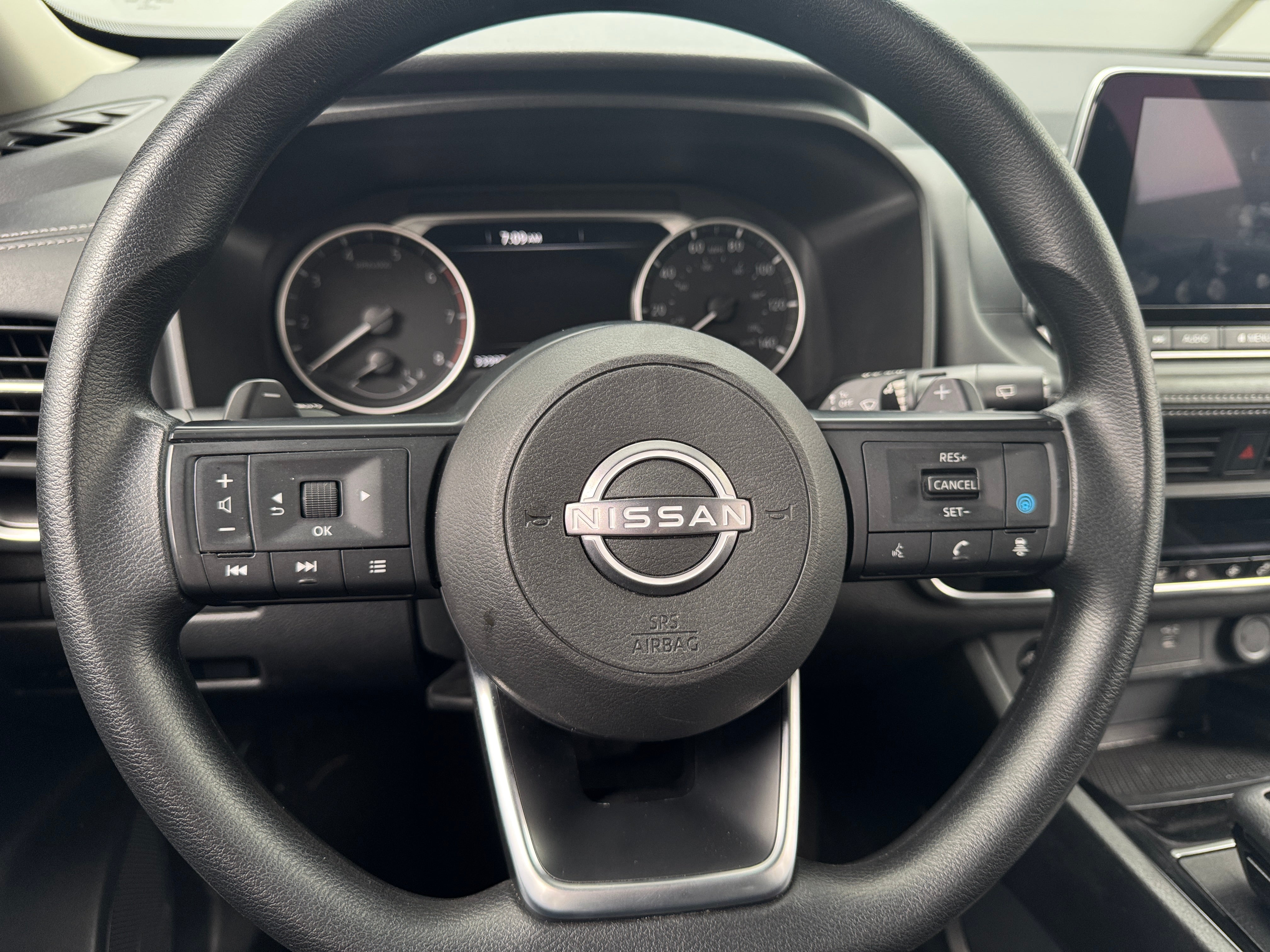 2024 Nissan Rogue SV 5