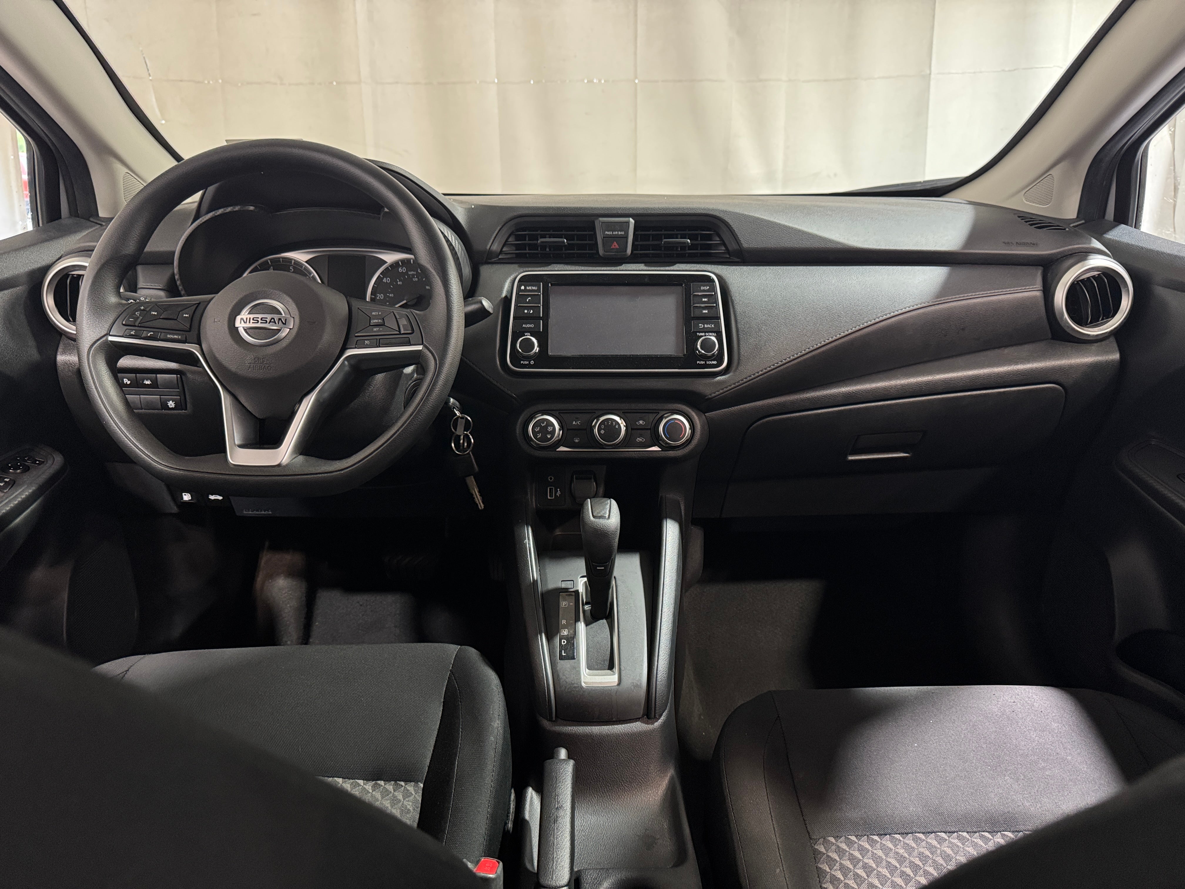 2022 Nissan Versa S 3