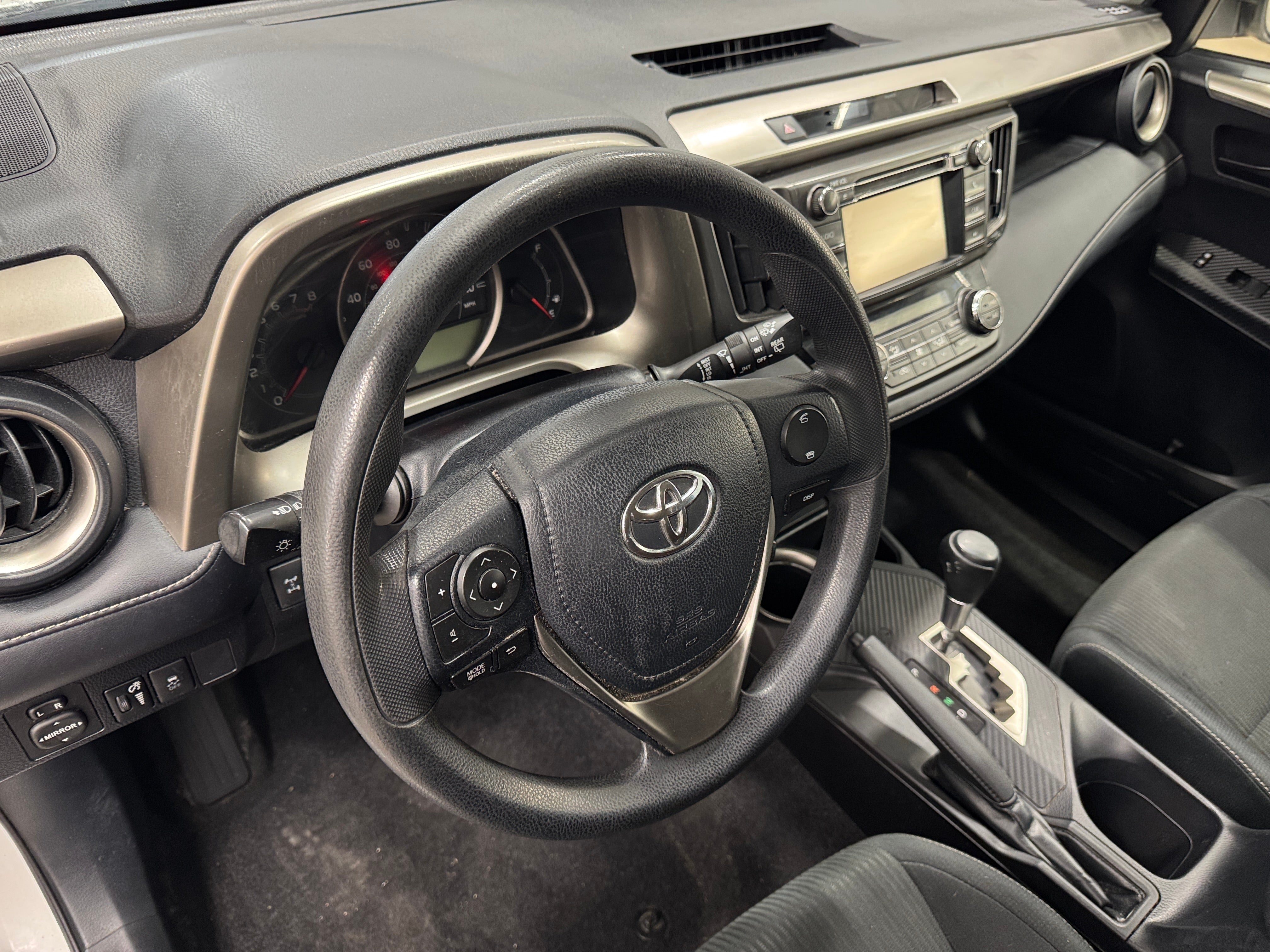 2013 Toyota RAV4 XLE 3