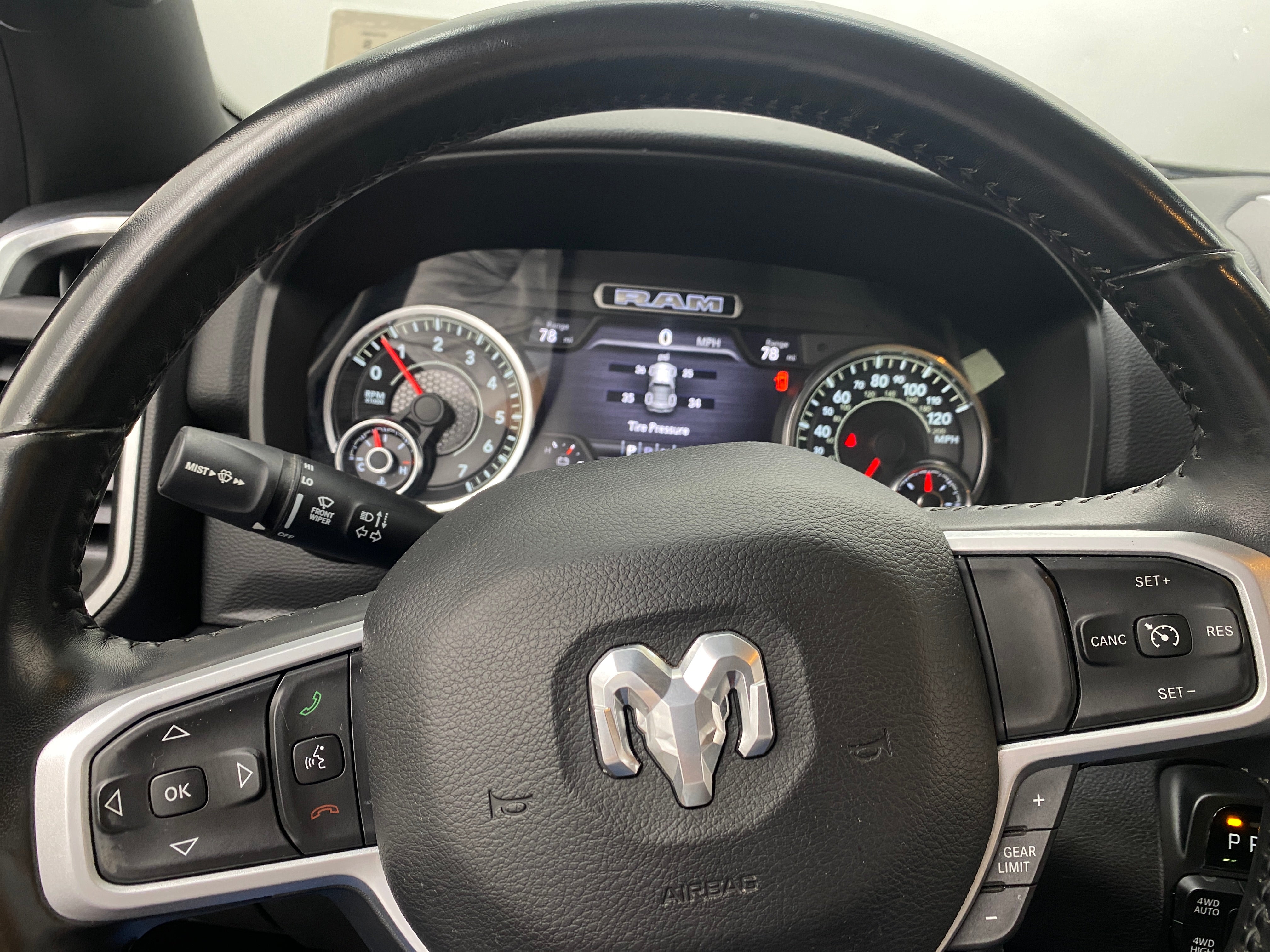 2021 RAM 1500 Big Horn 5