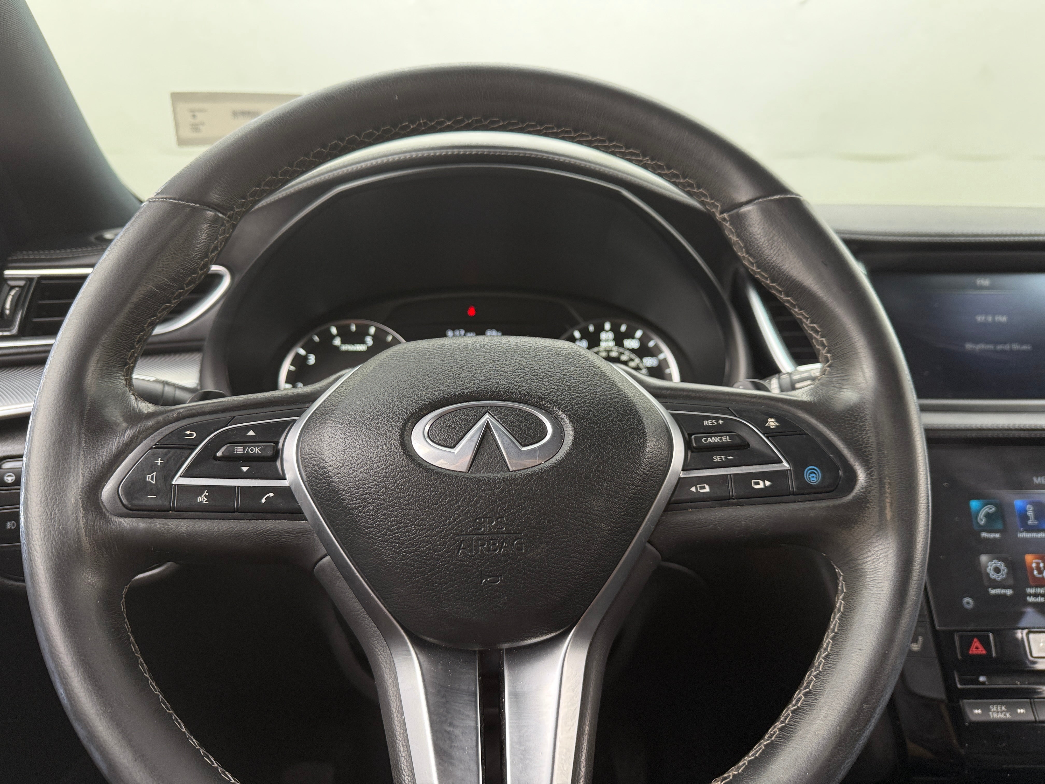 2021 INFINITI QX50 Luxe 4