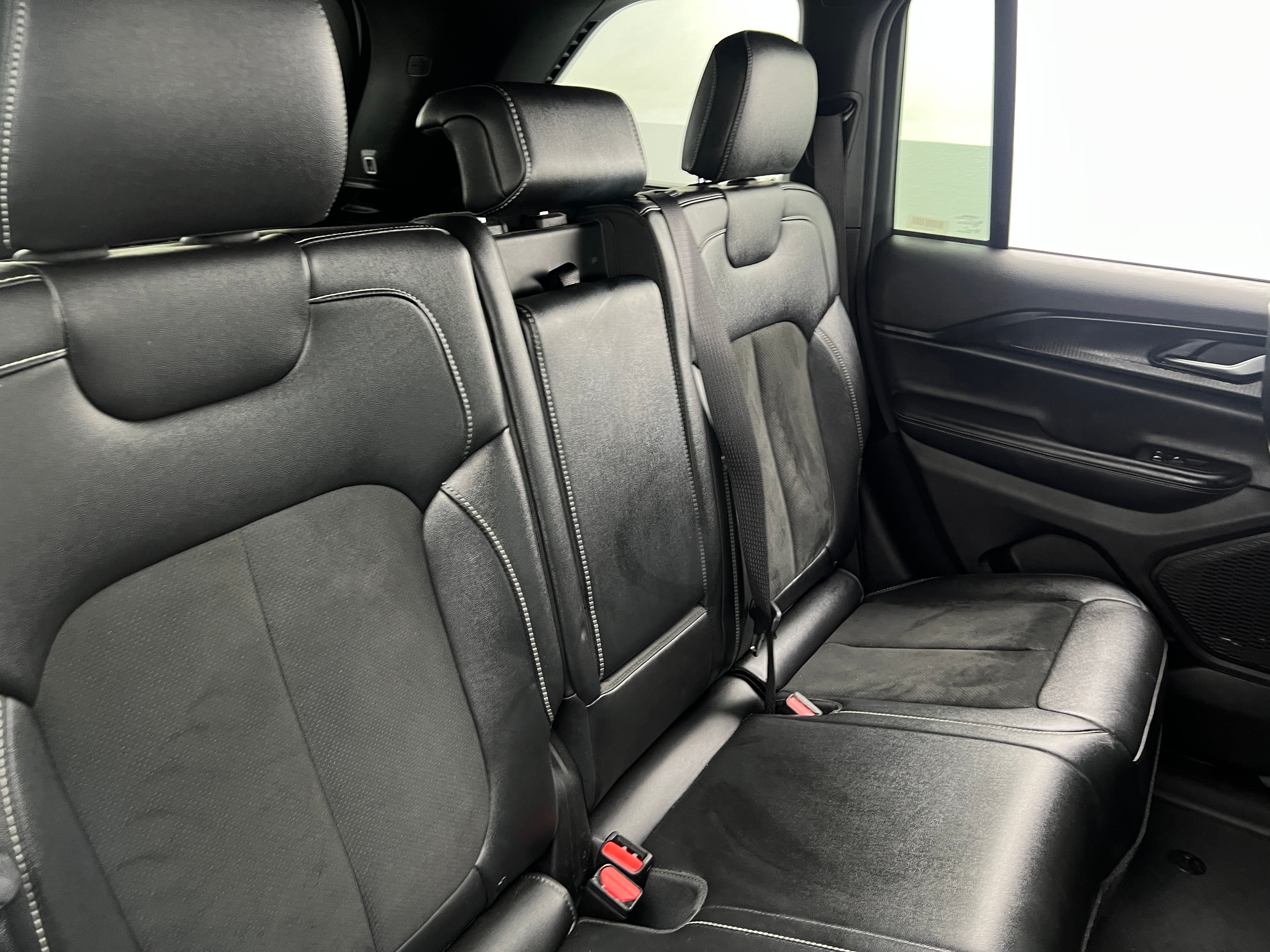 2024 Jeep Grand Cherokee Altitude 5