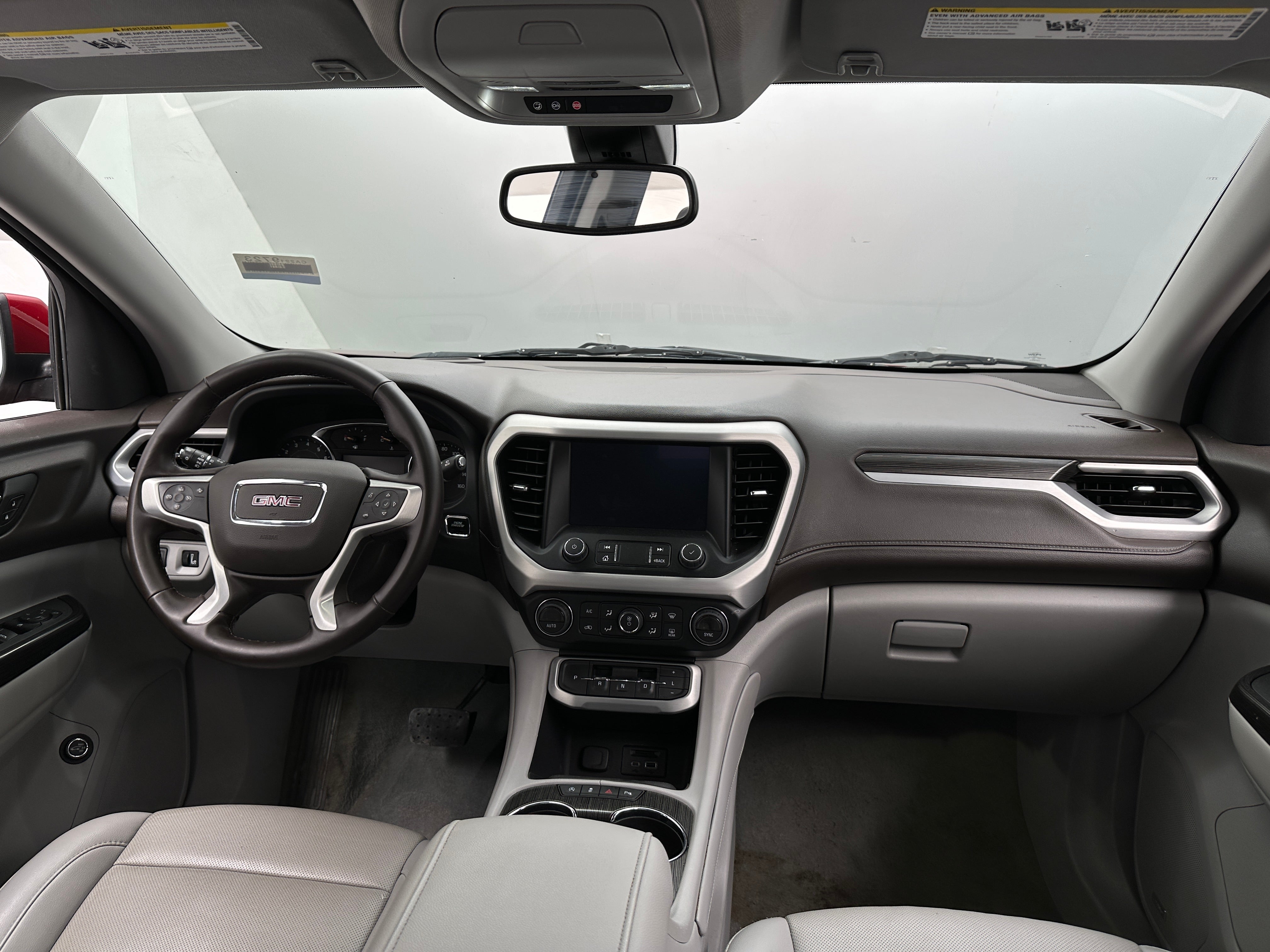 2023 GMC Acadia SLT 2