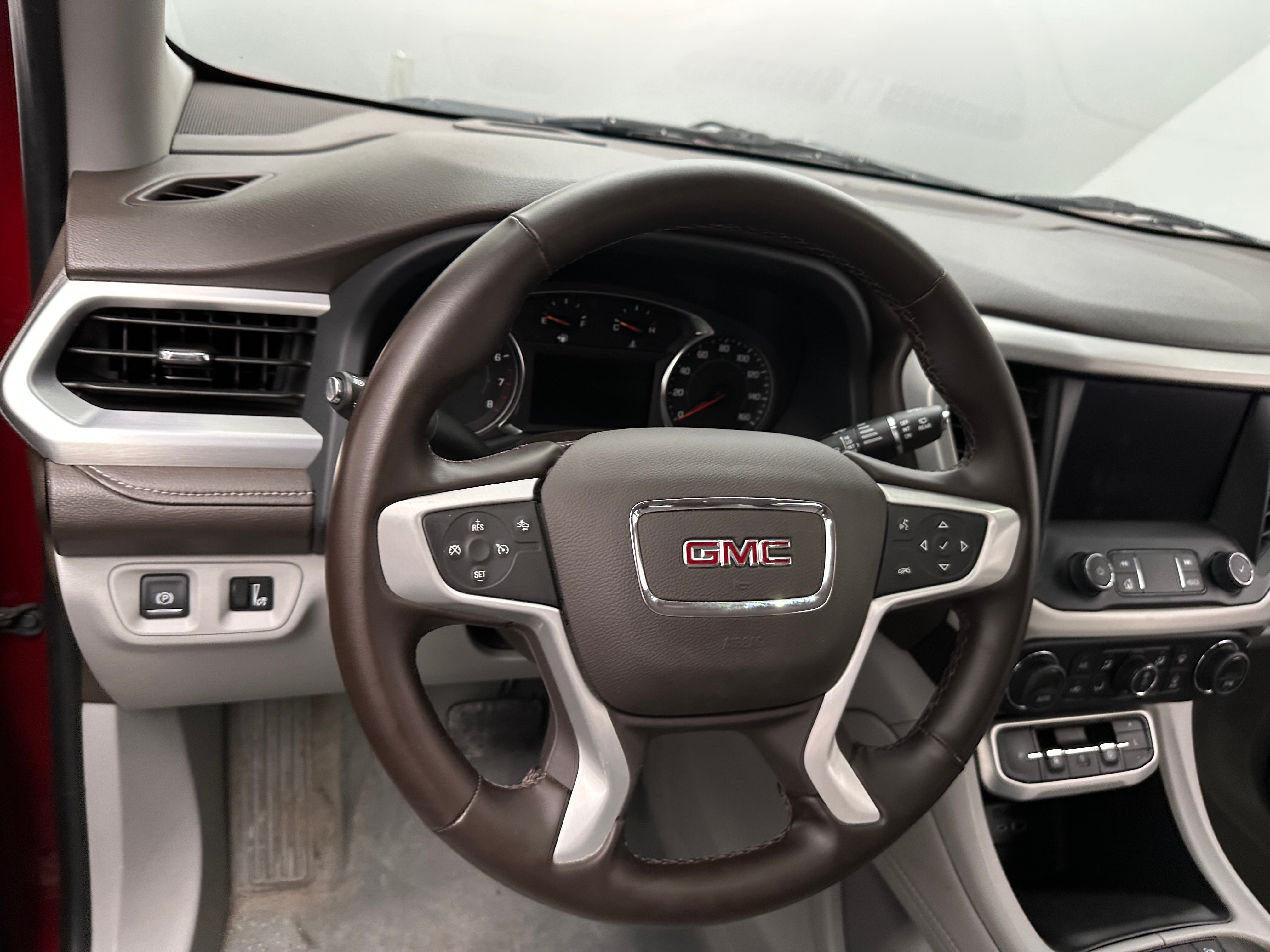 2023 GMC Acadia SLT 4