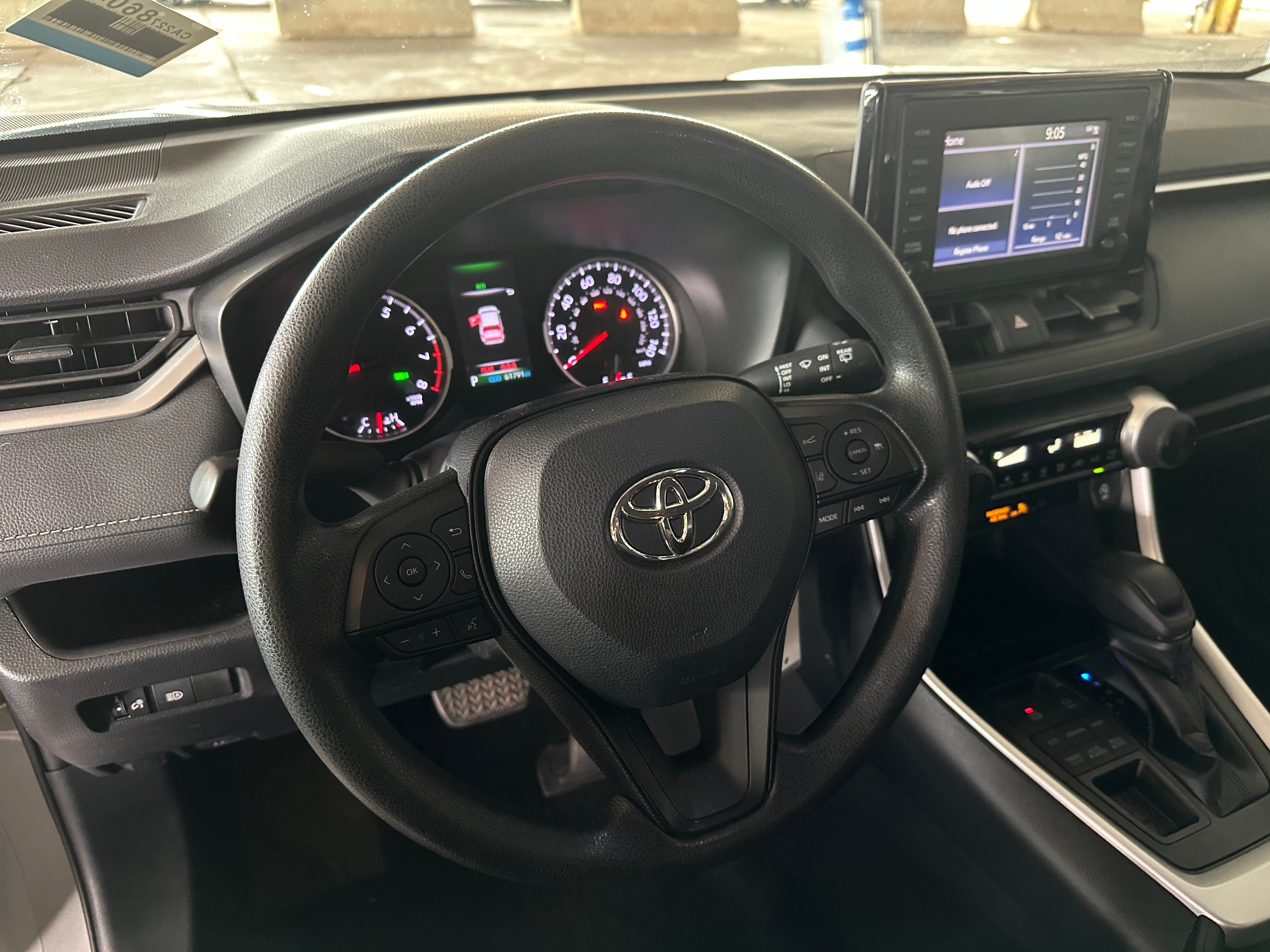 2019 Toyota RAV4 LE 5