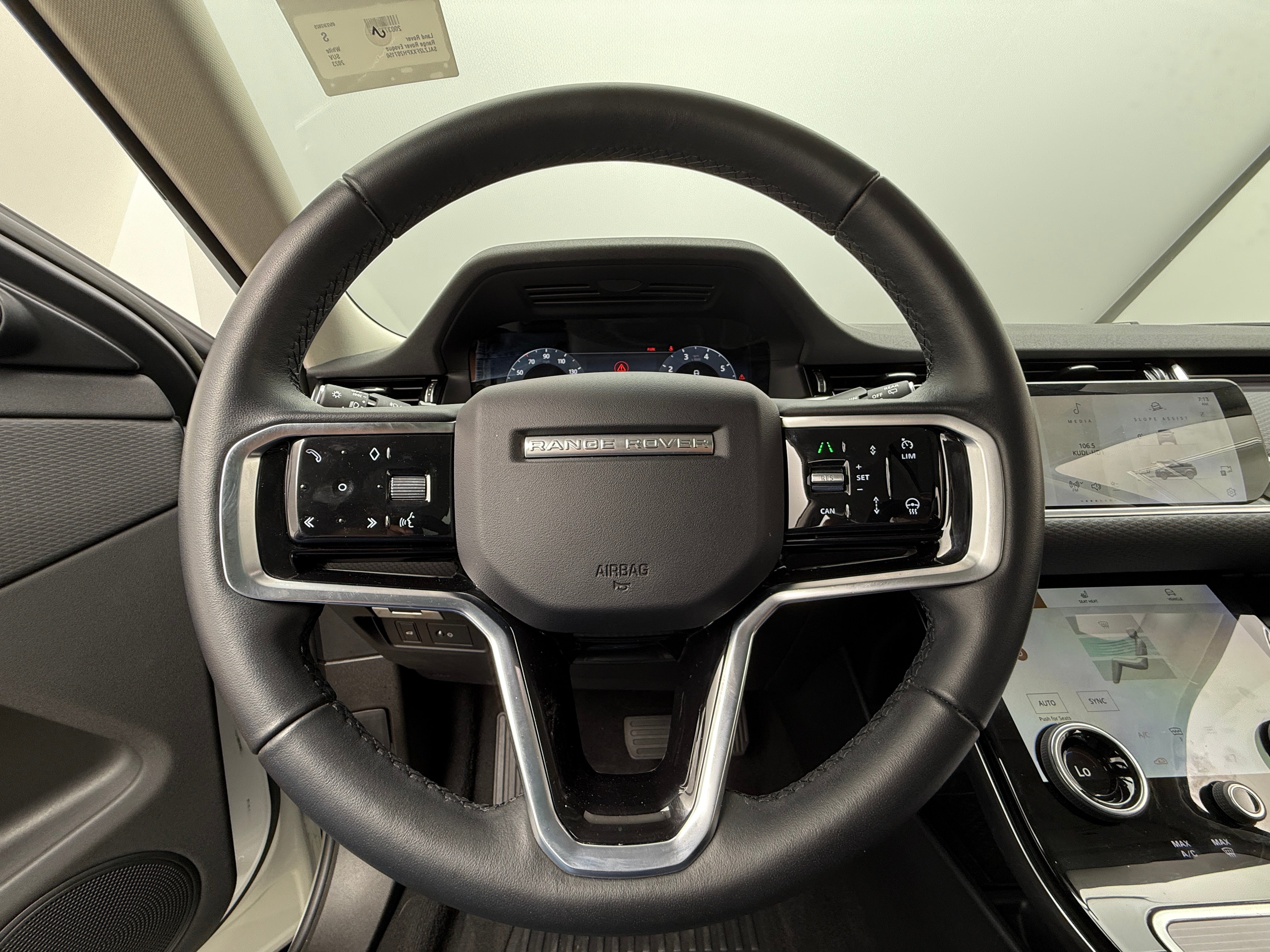2023 Land Rover Range Rover Evoque S 4