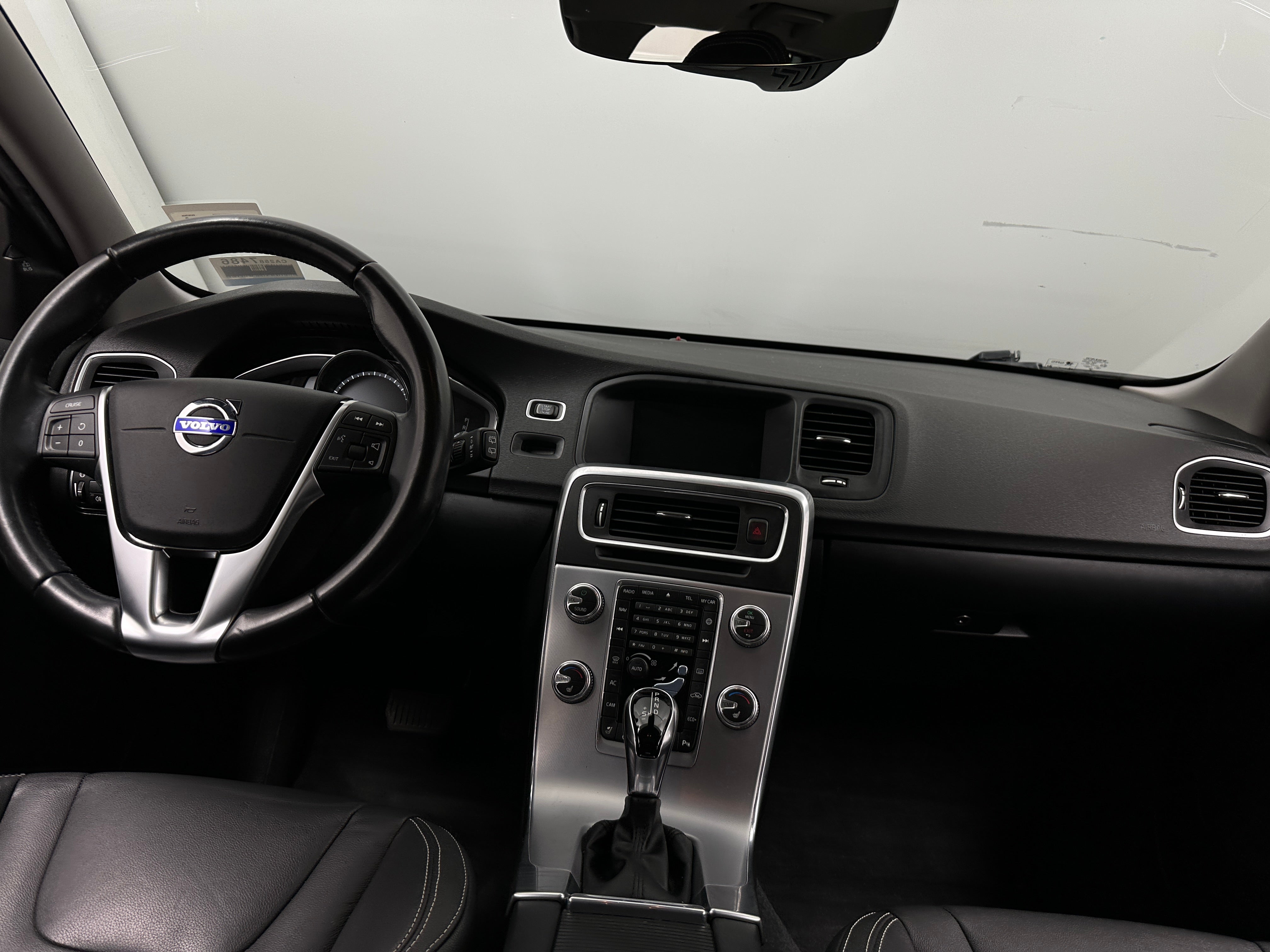 2018 Volvo V60 T5 Dynamic 2