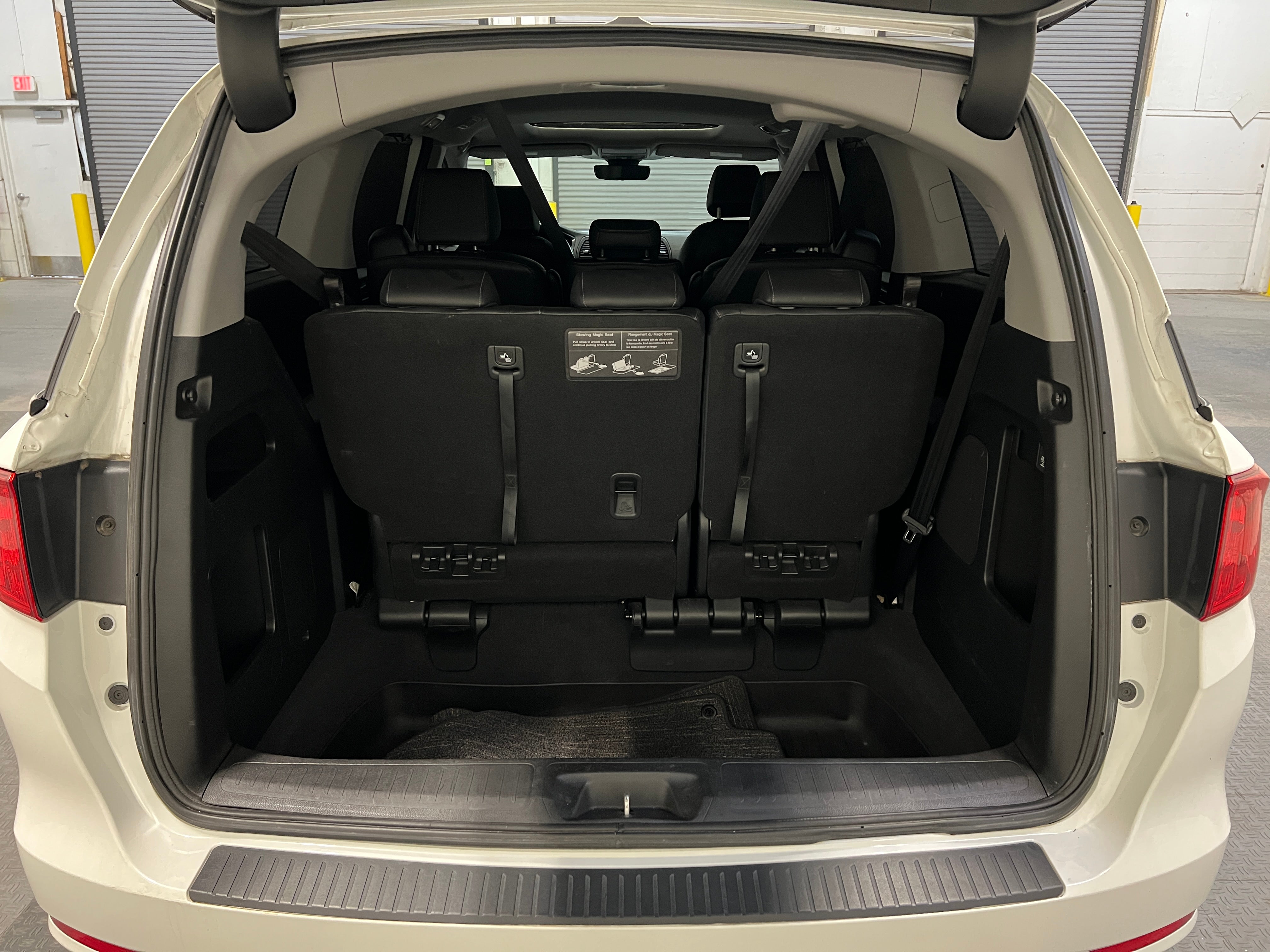 2021 Honda Odyssey EX-L 6