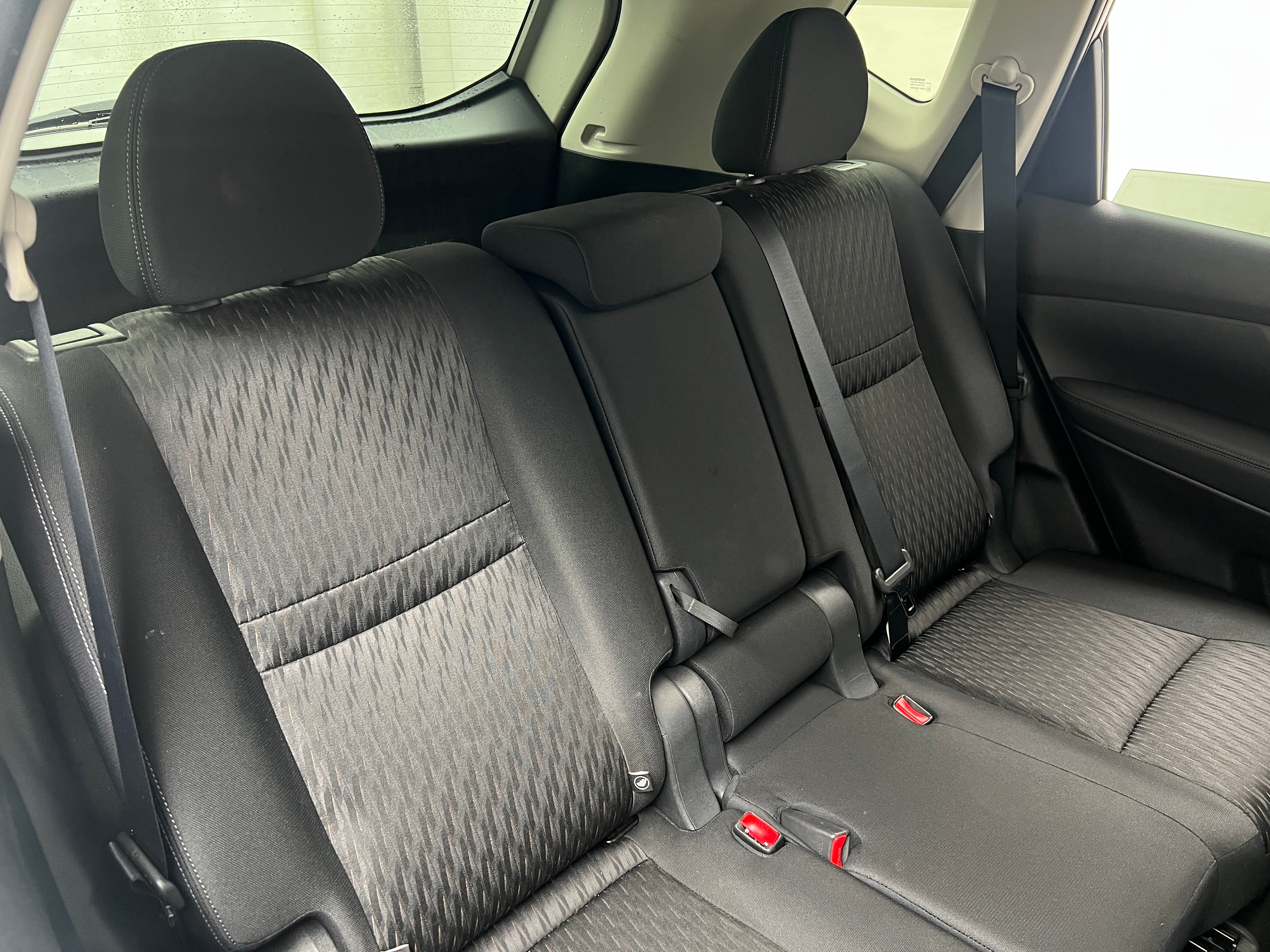 2019 Nissan Rogue SV 6