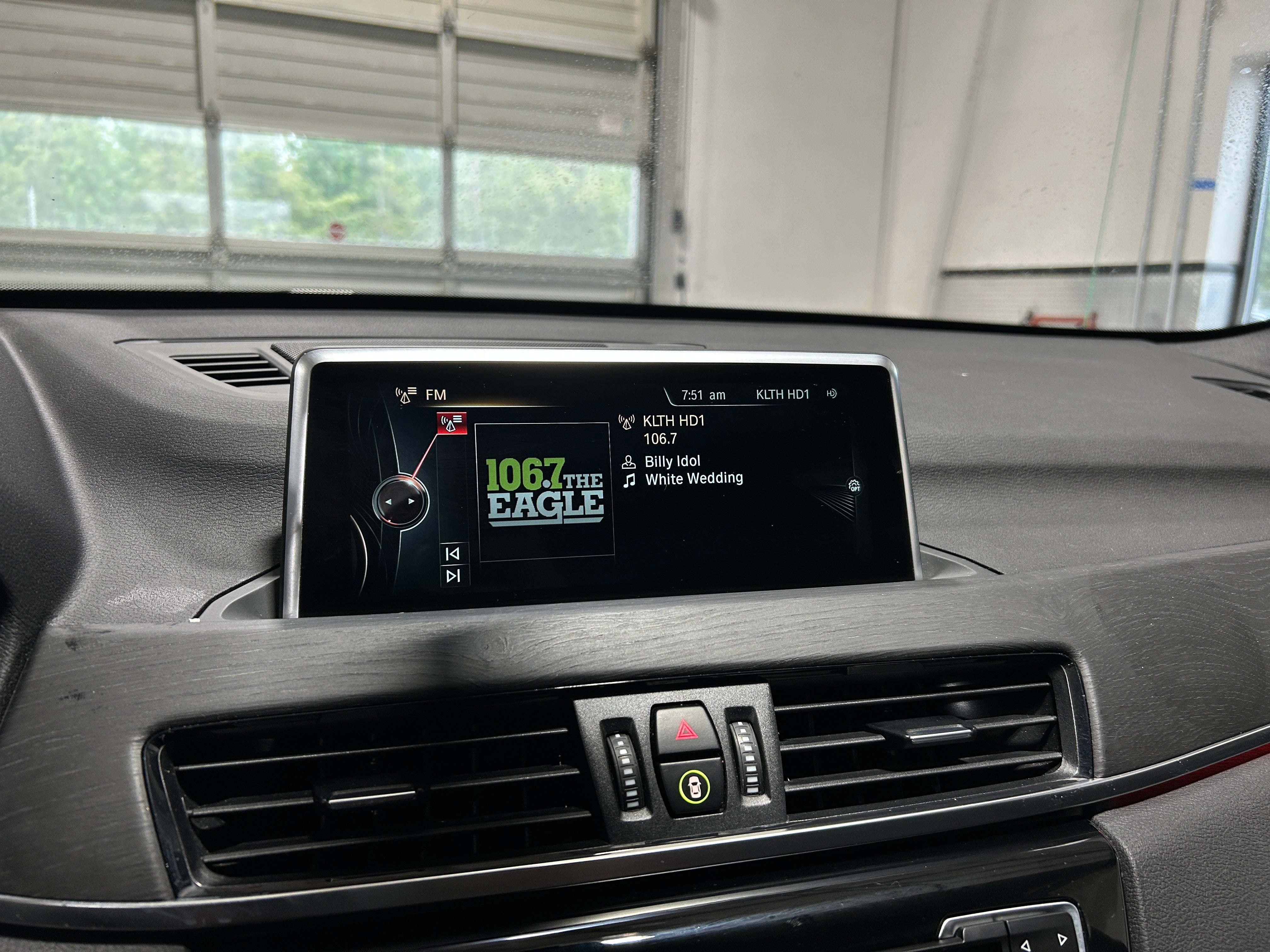 2017 BMW X1 xDrive28i 3
