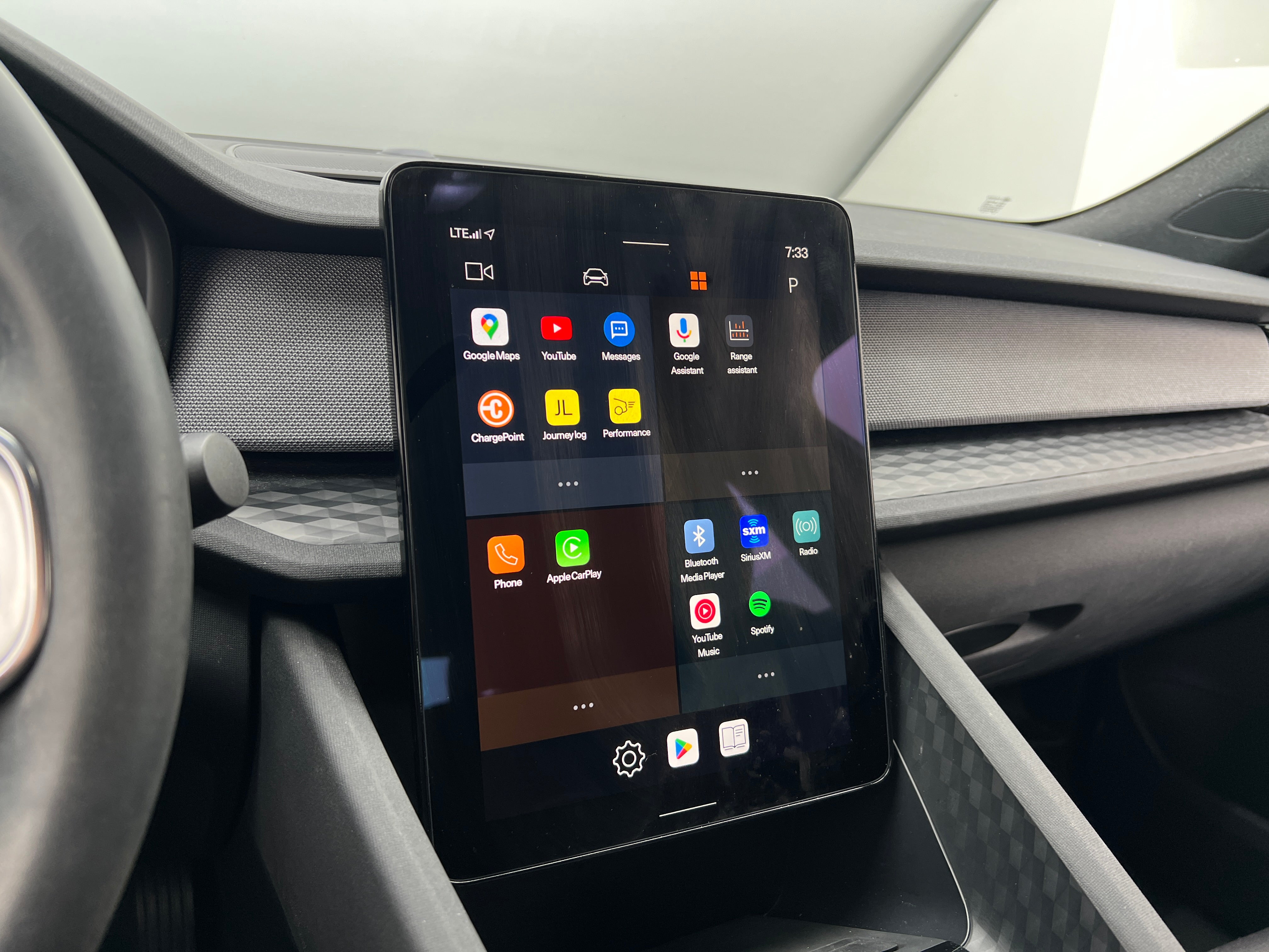 2022 Polestar 2 Long Range Dual Motor 4