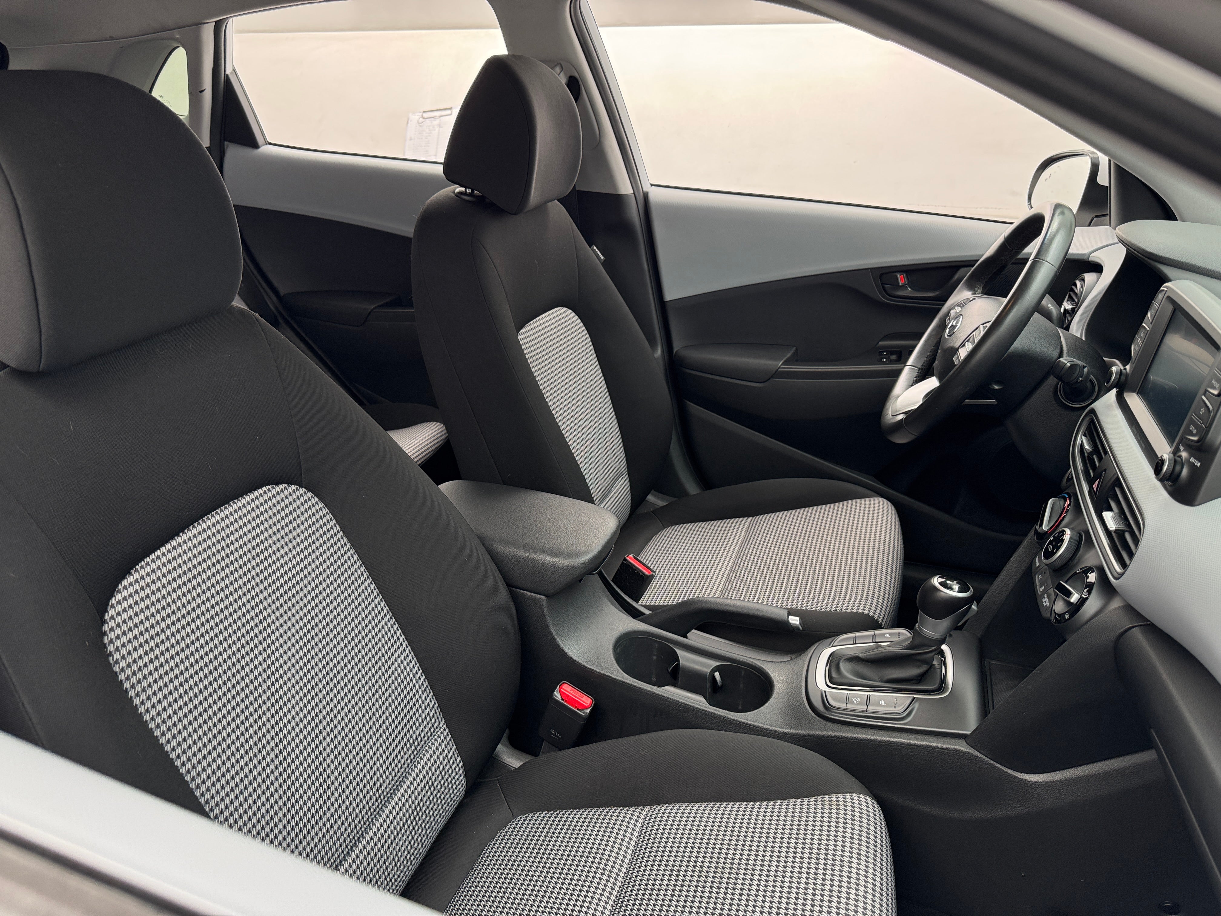 2021 Hyundai Kona SEL 2