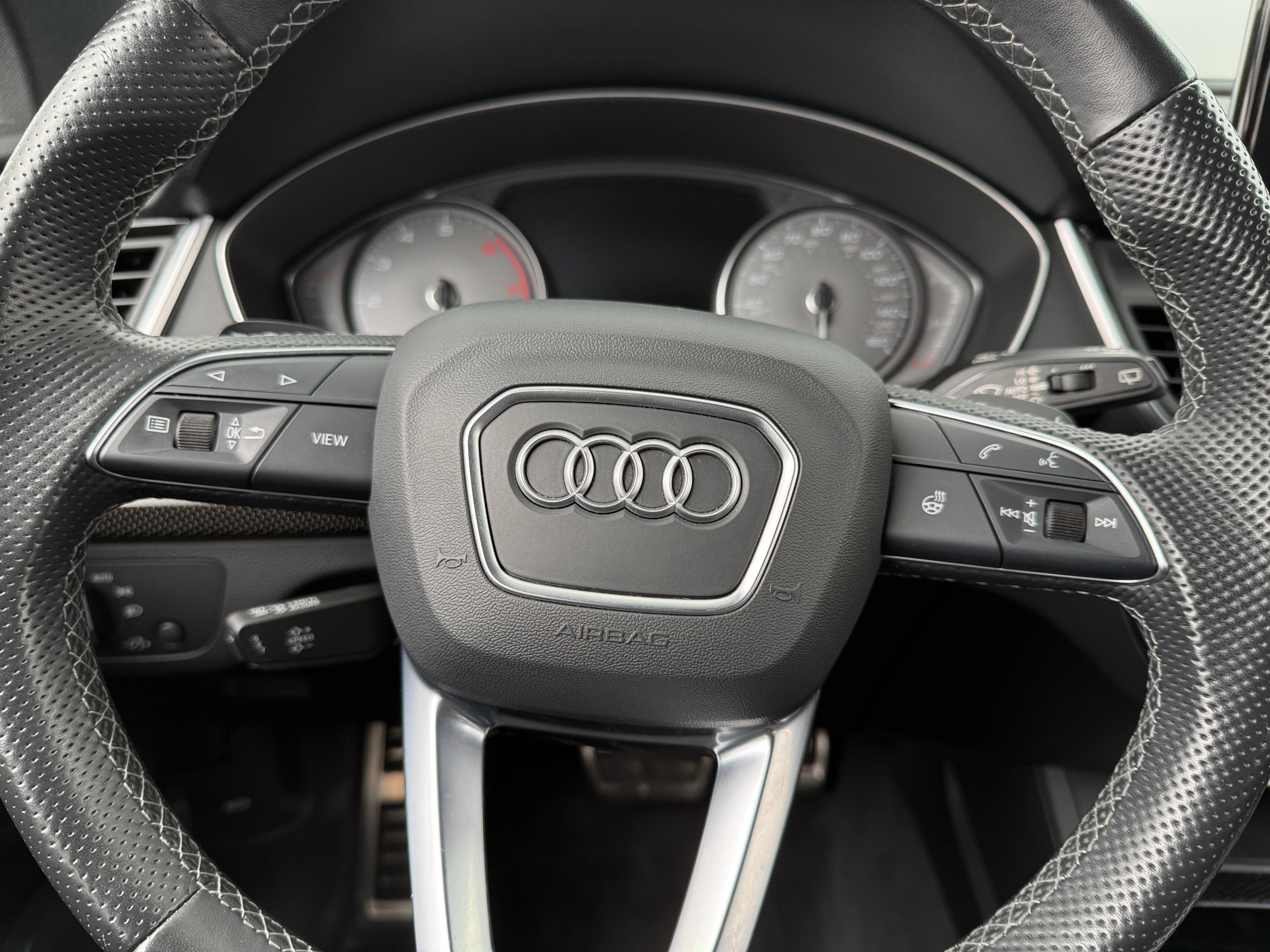 2022 Audi SQ5 Premium 4