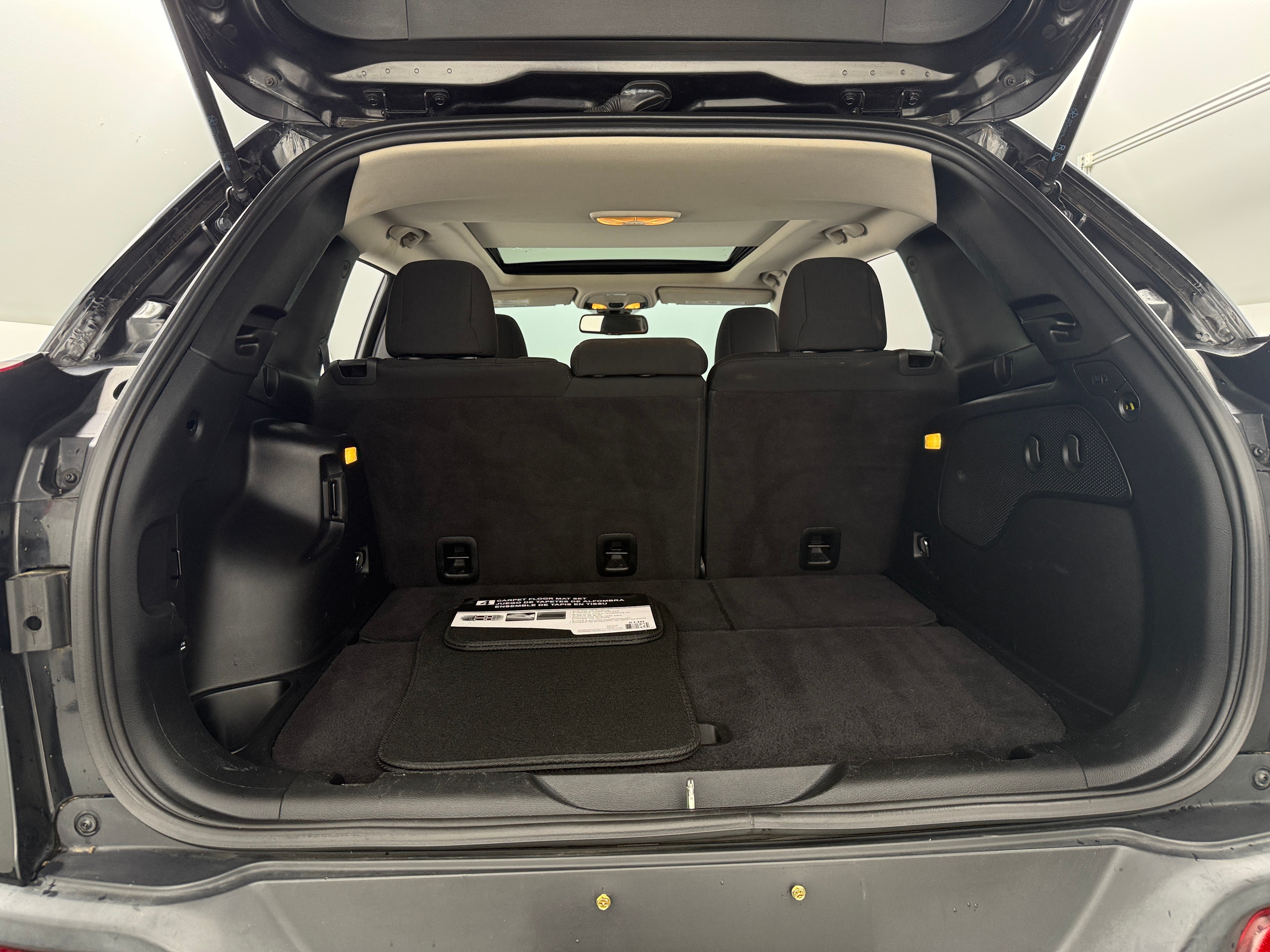 2016 Jeep Cherokee 75th Anniversary Edition 7