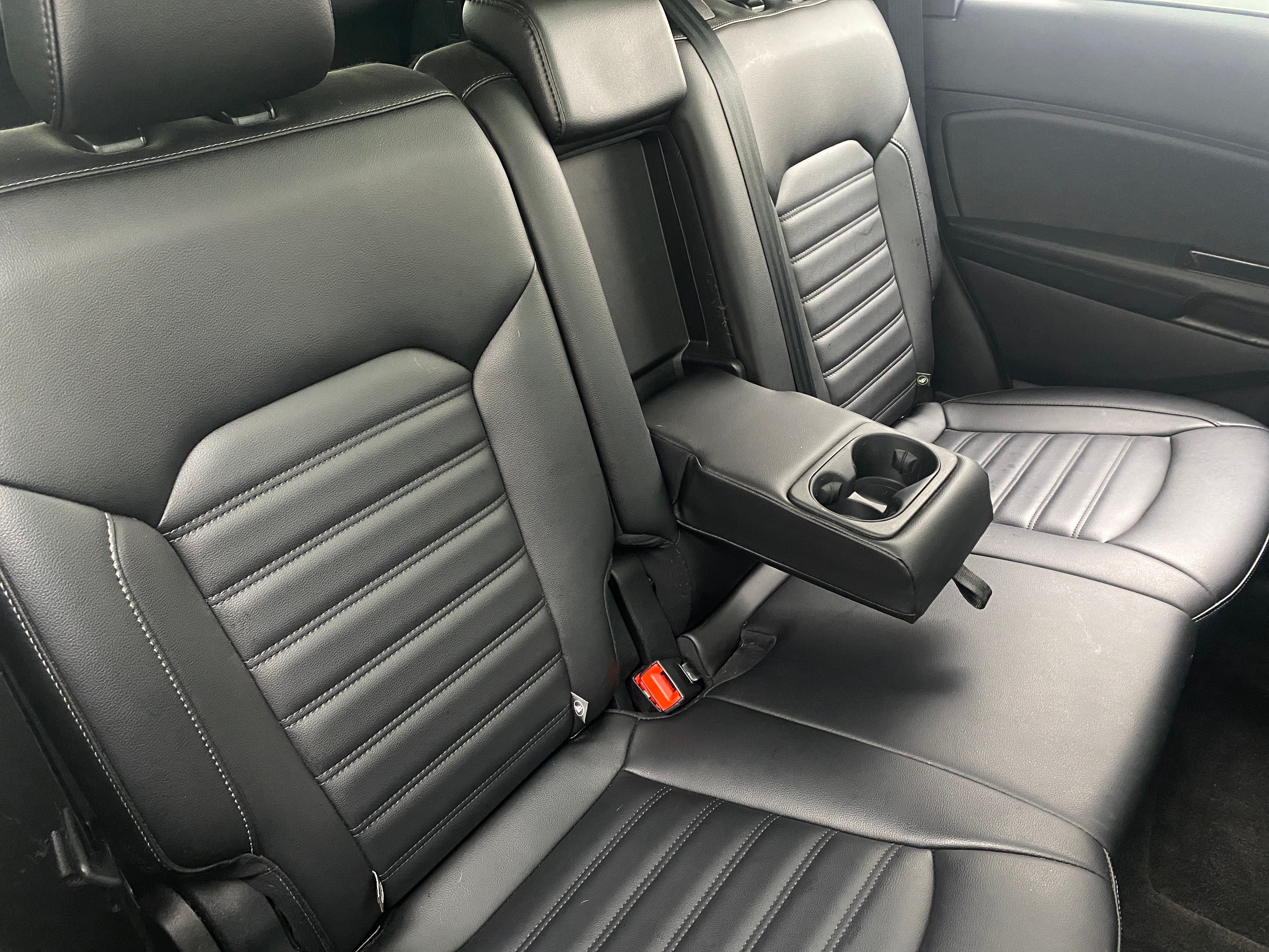 2019 Ford Edge SEL 6