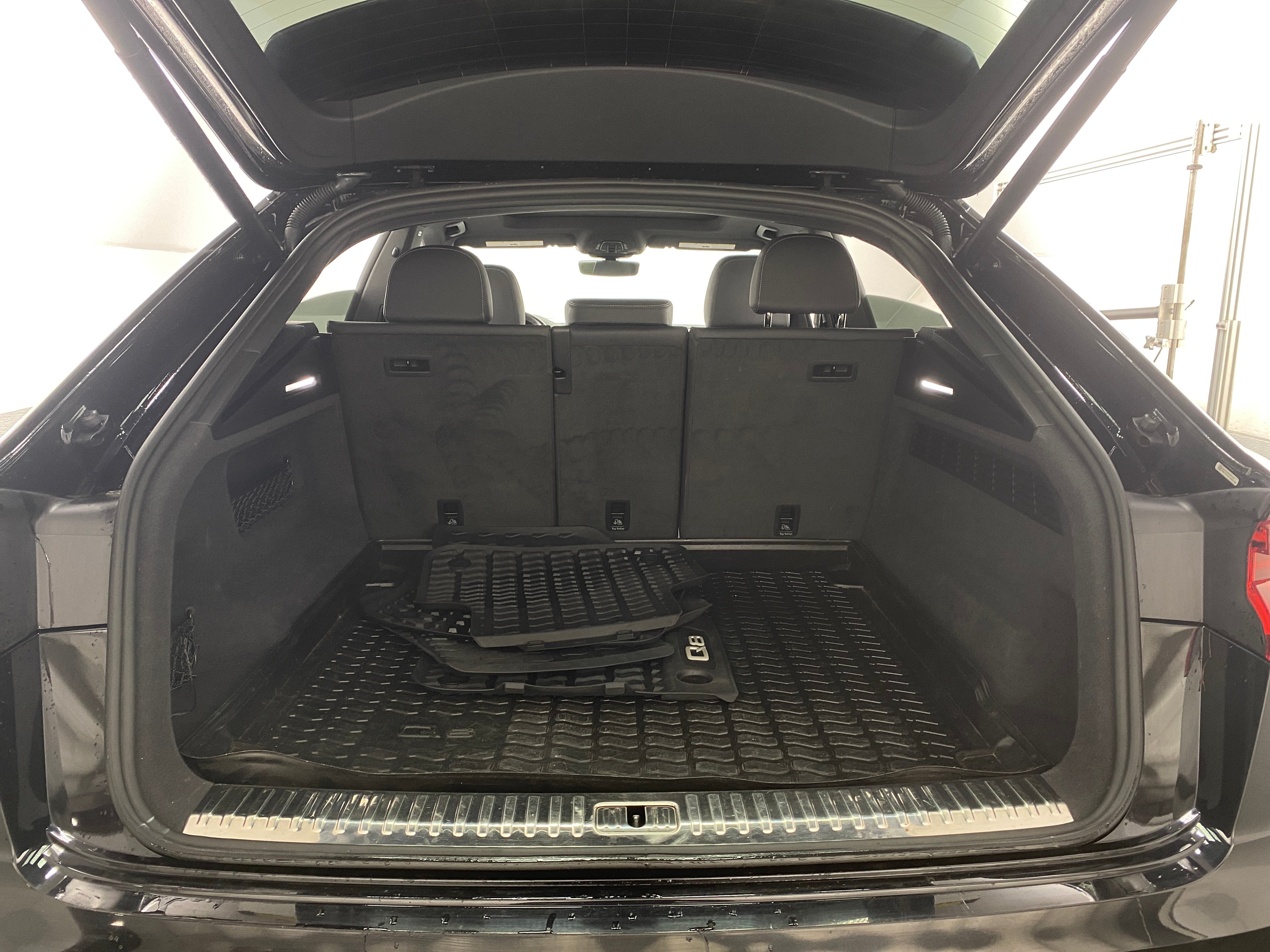 2019 Audi Q8 Premium Plus 6
