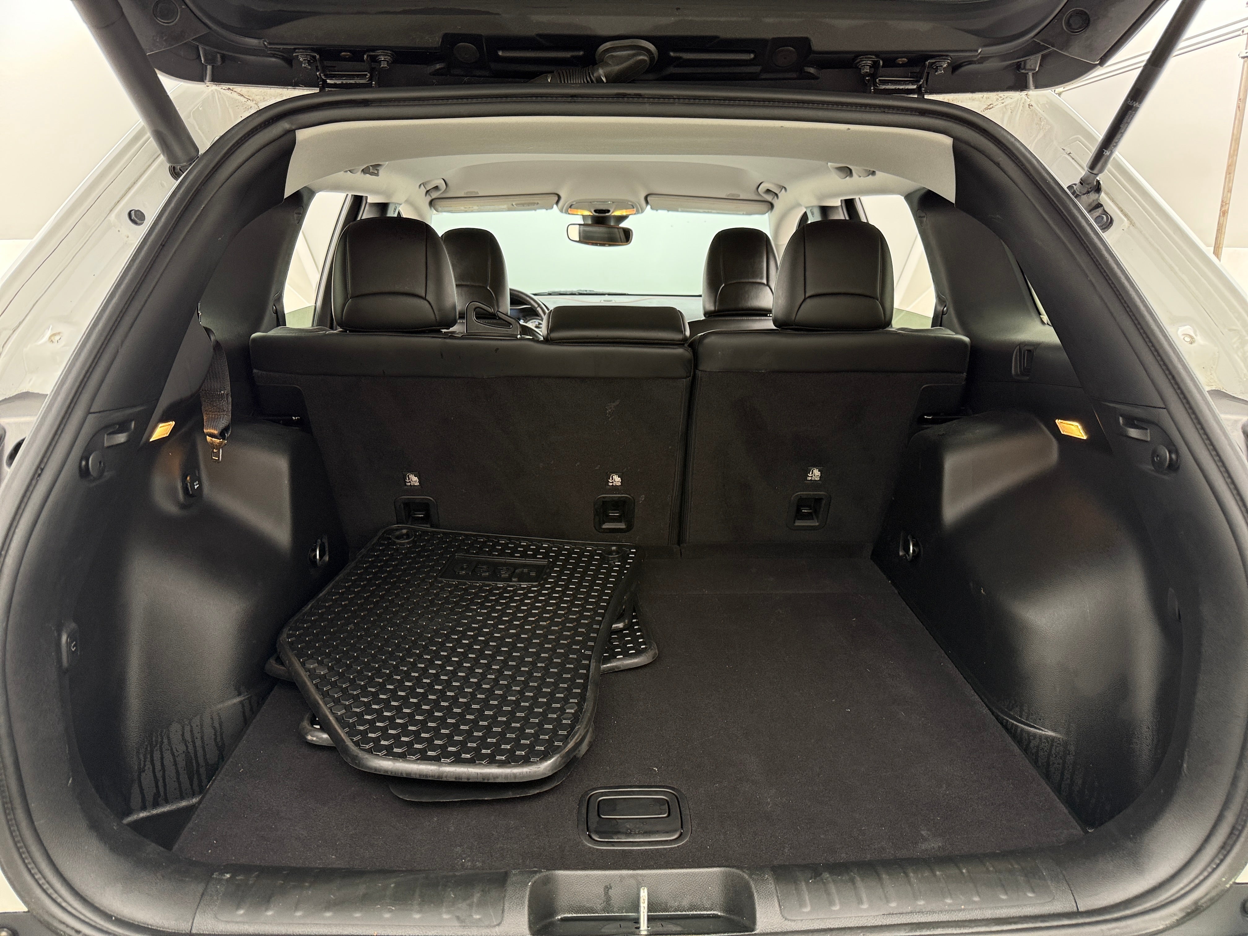2019 Jeep Cherokee Trailhawk Elite 6