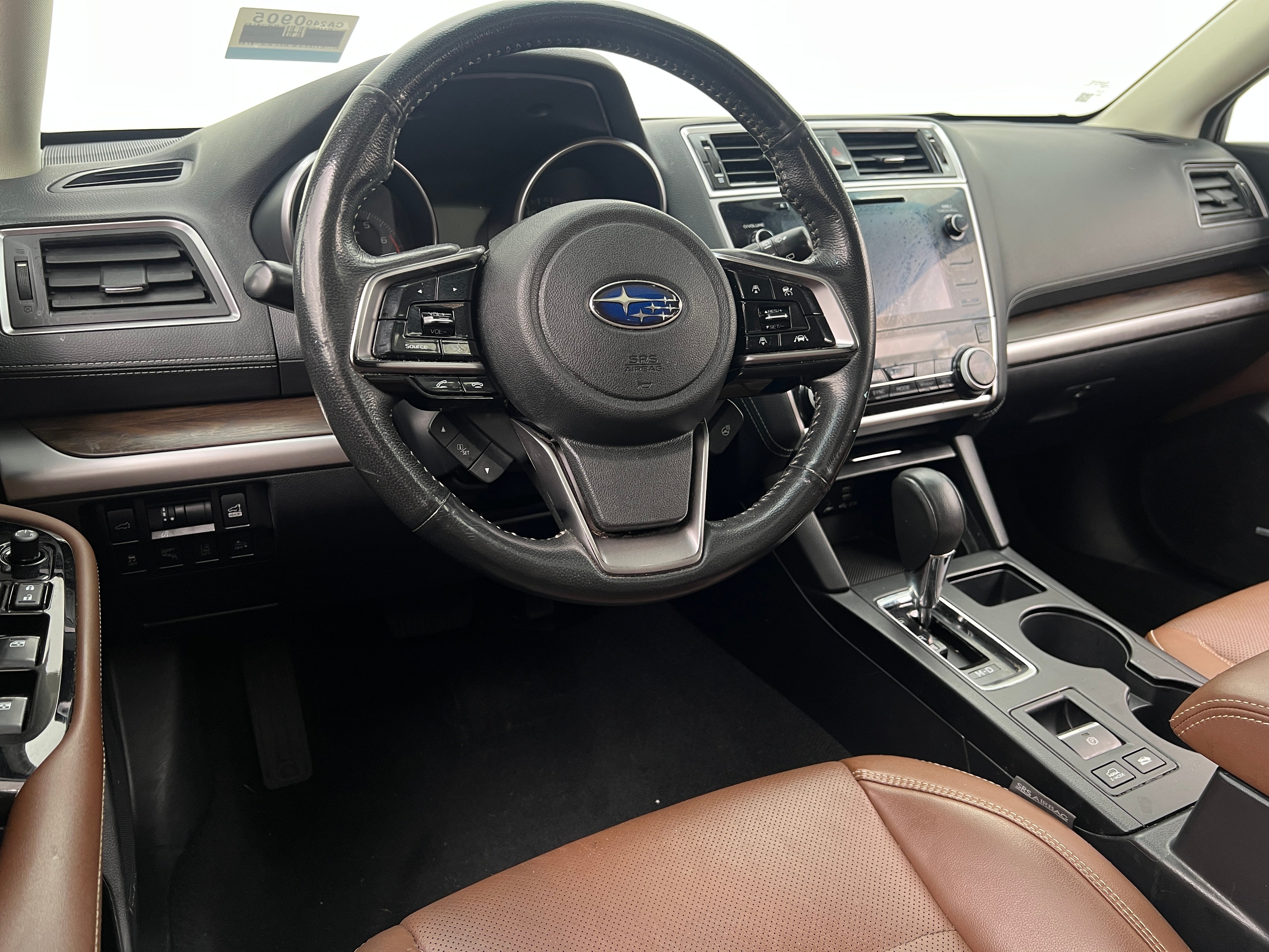 2019 Subaru Outback 2.5i Touring 2