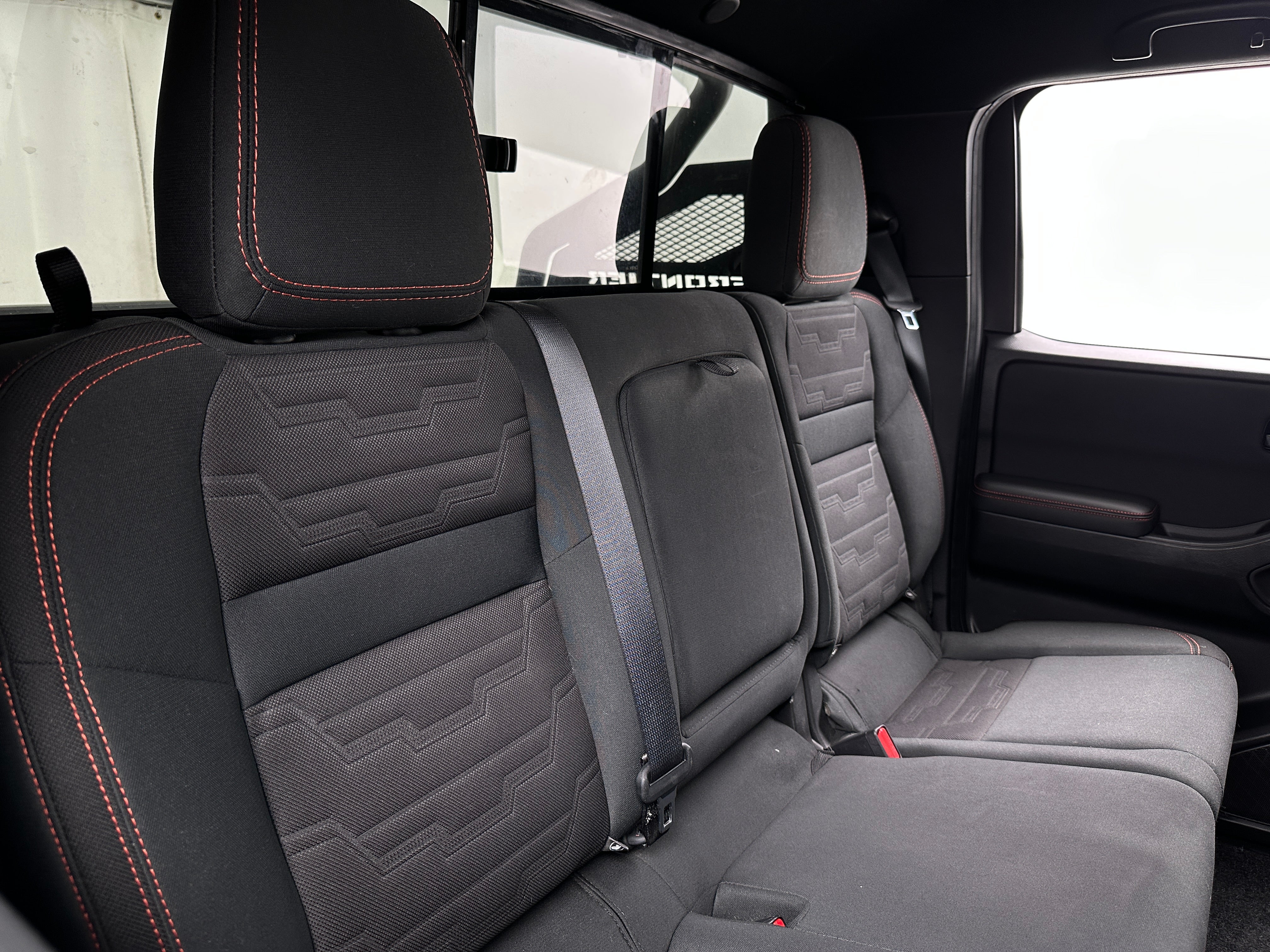 2022 Nissan Frontier PRO-4X 6