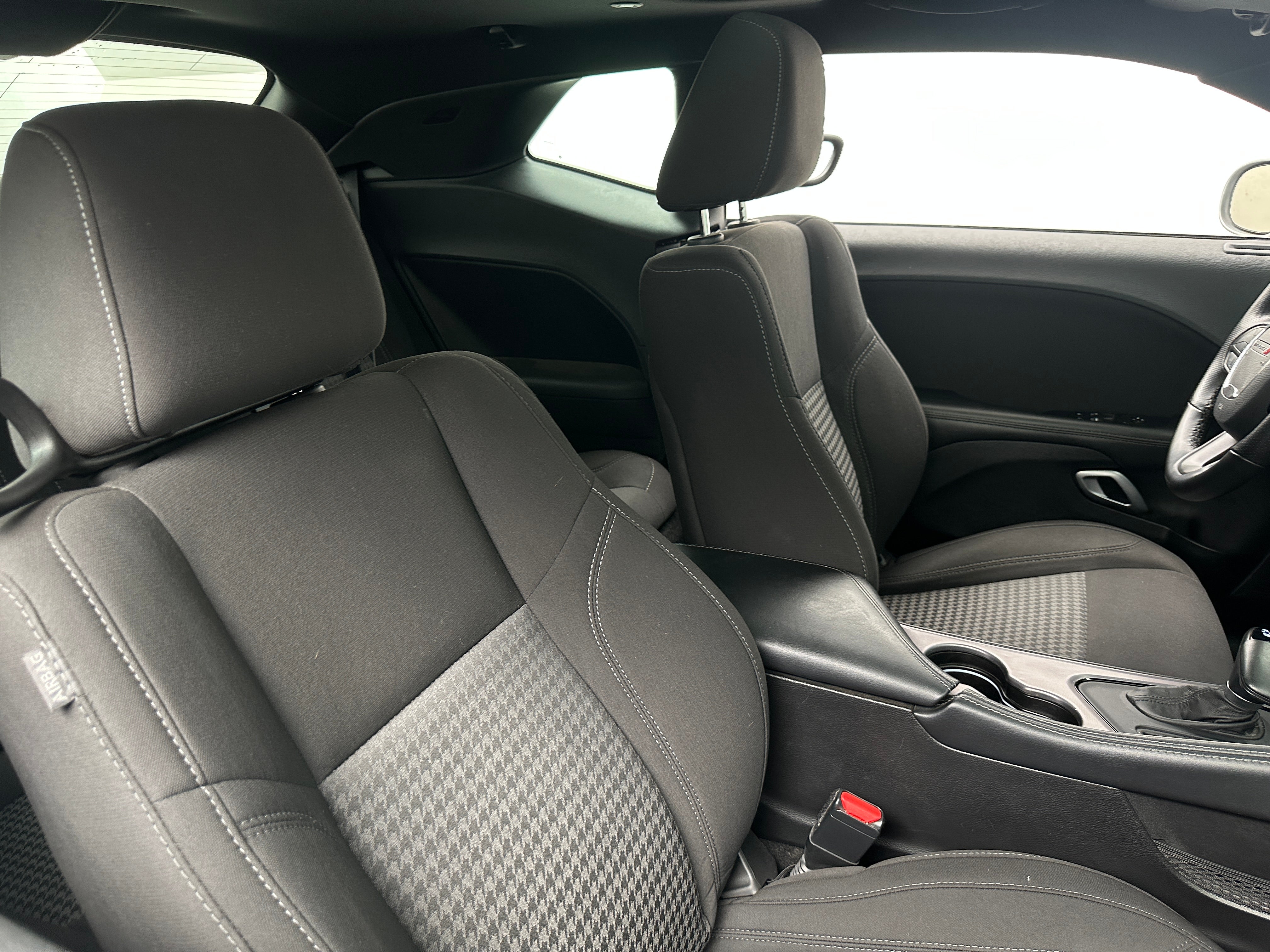 2023 Dodge Challenger SXT 2