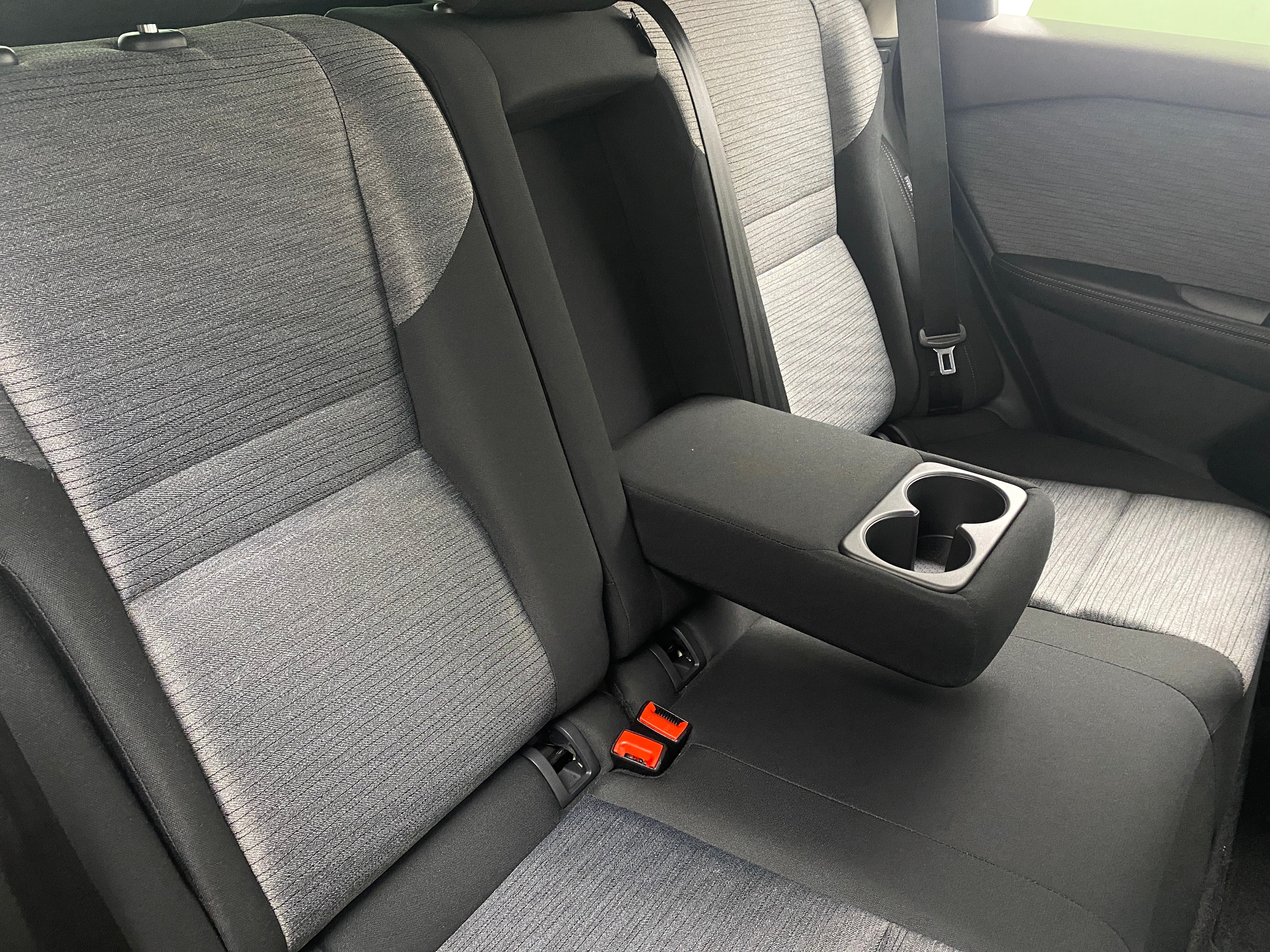 2023 Nissan Rogue SV 6